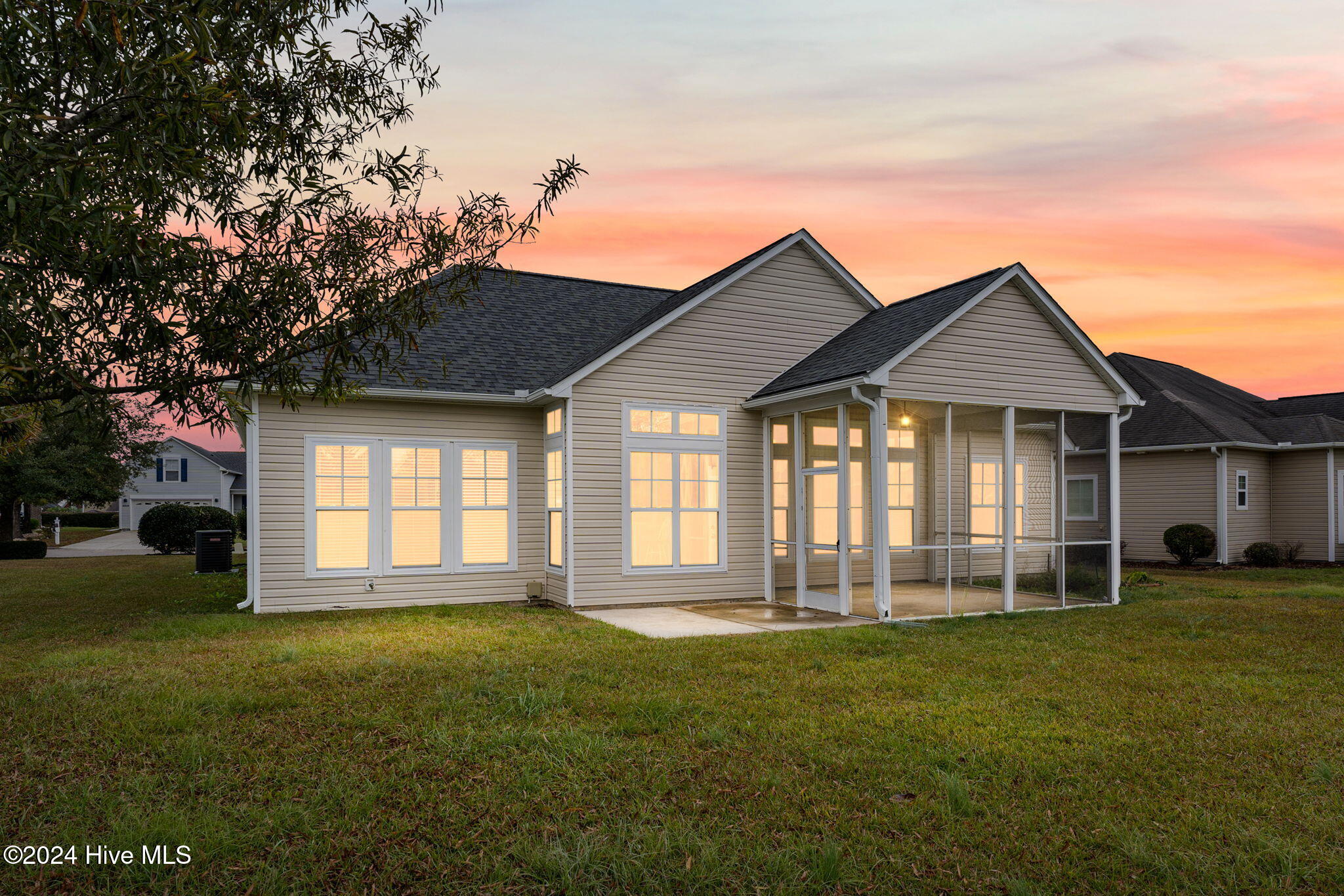 5011 Bowline Court