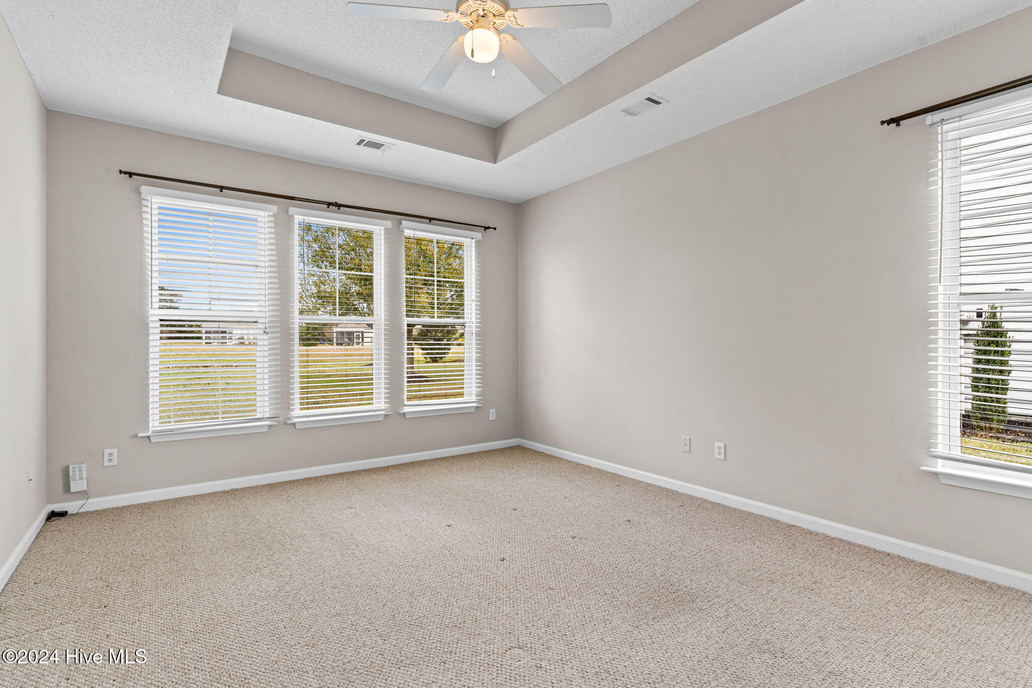 5011 Bowline Court