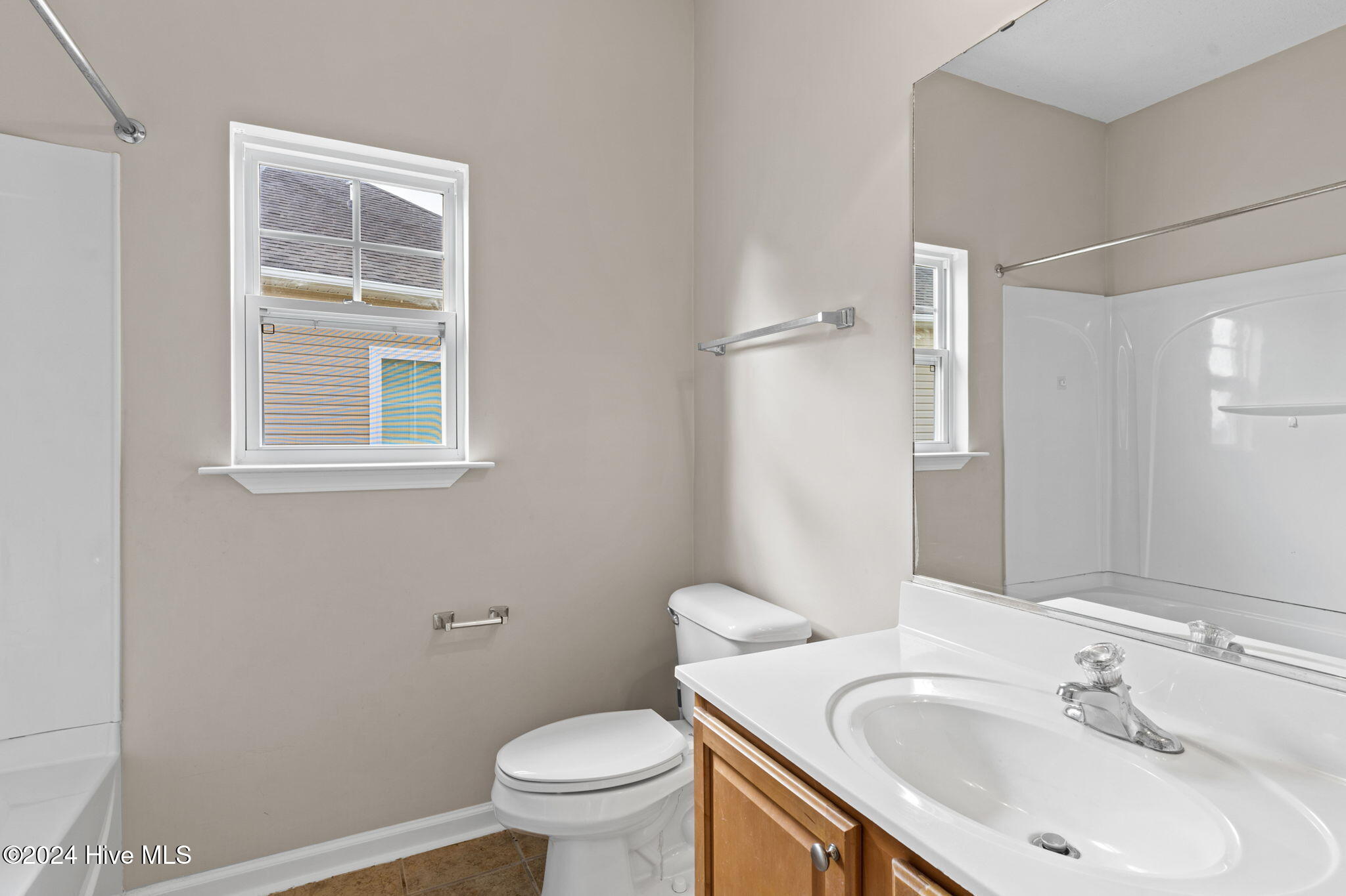 5011 Bowline Court