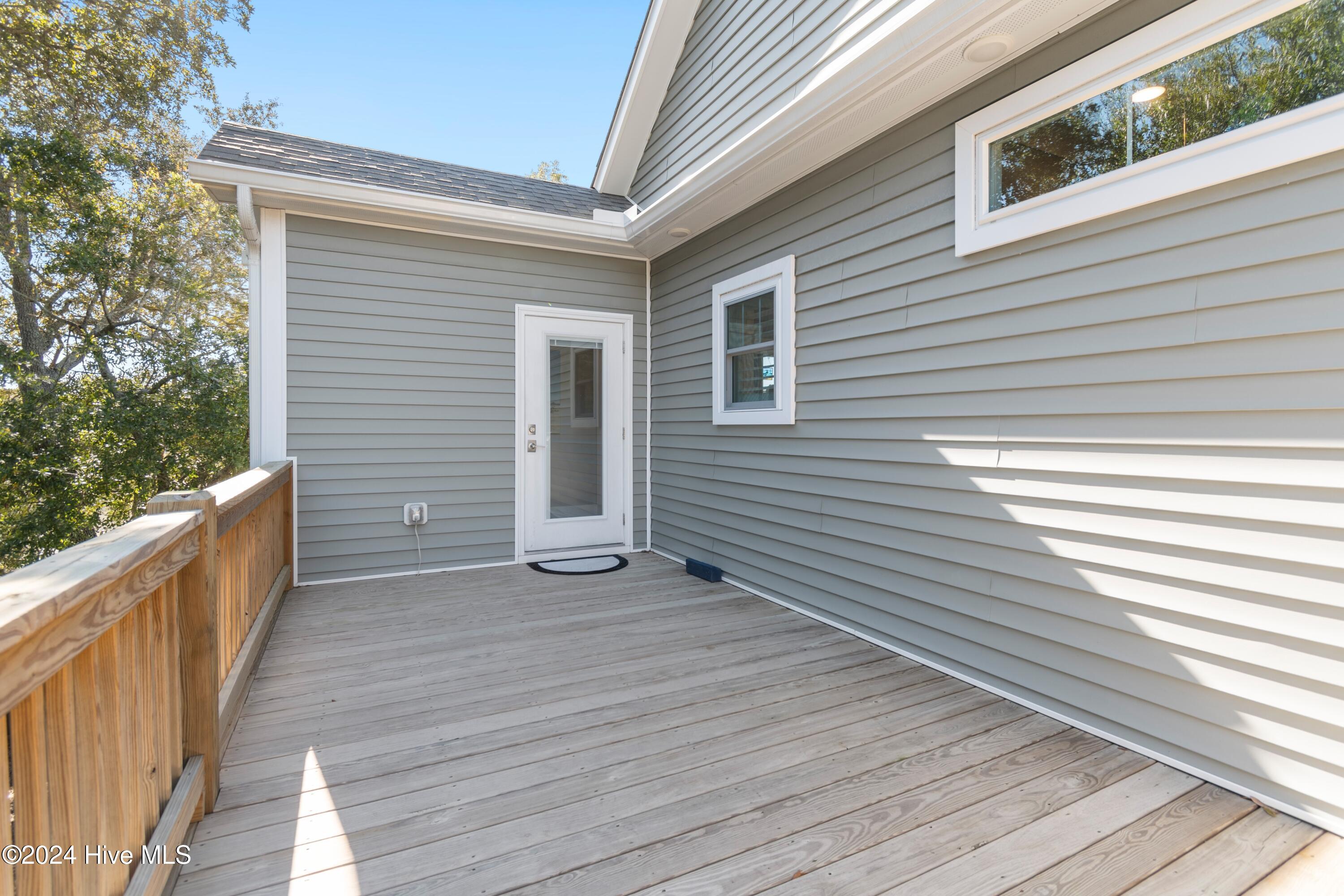 102 NE 54th Street