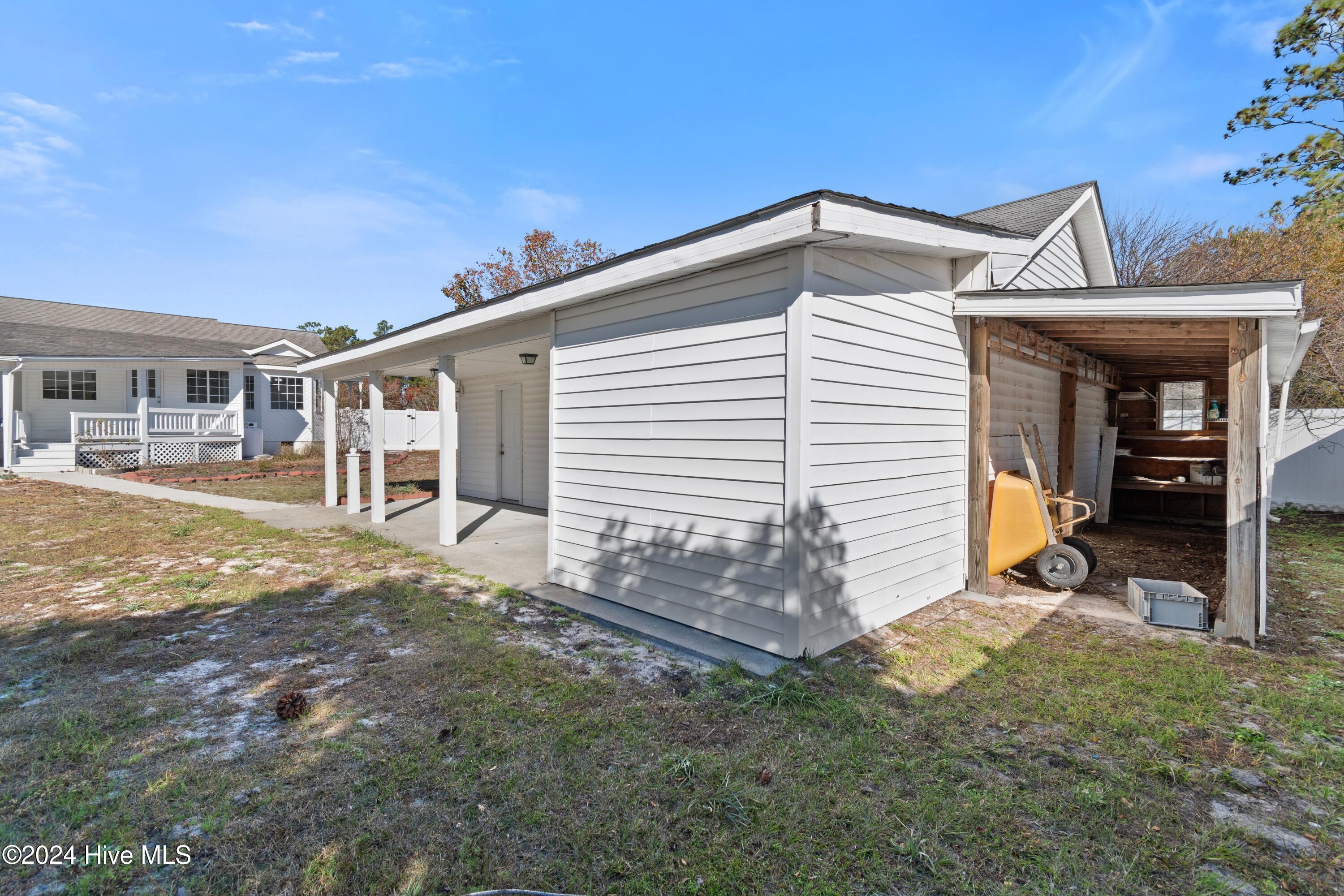 484 S Shore Drive