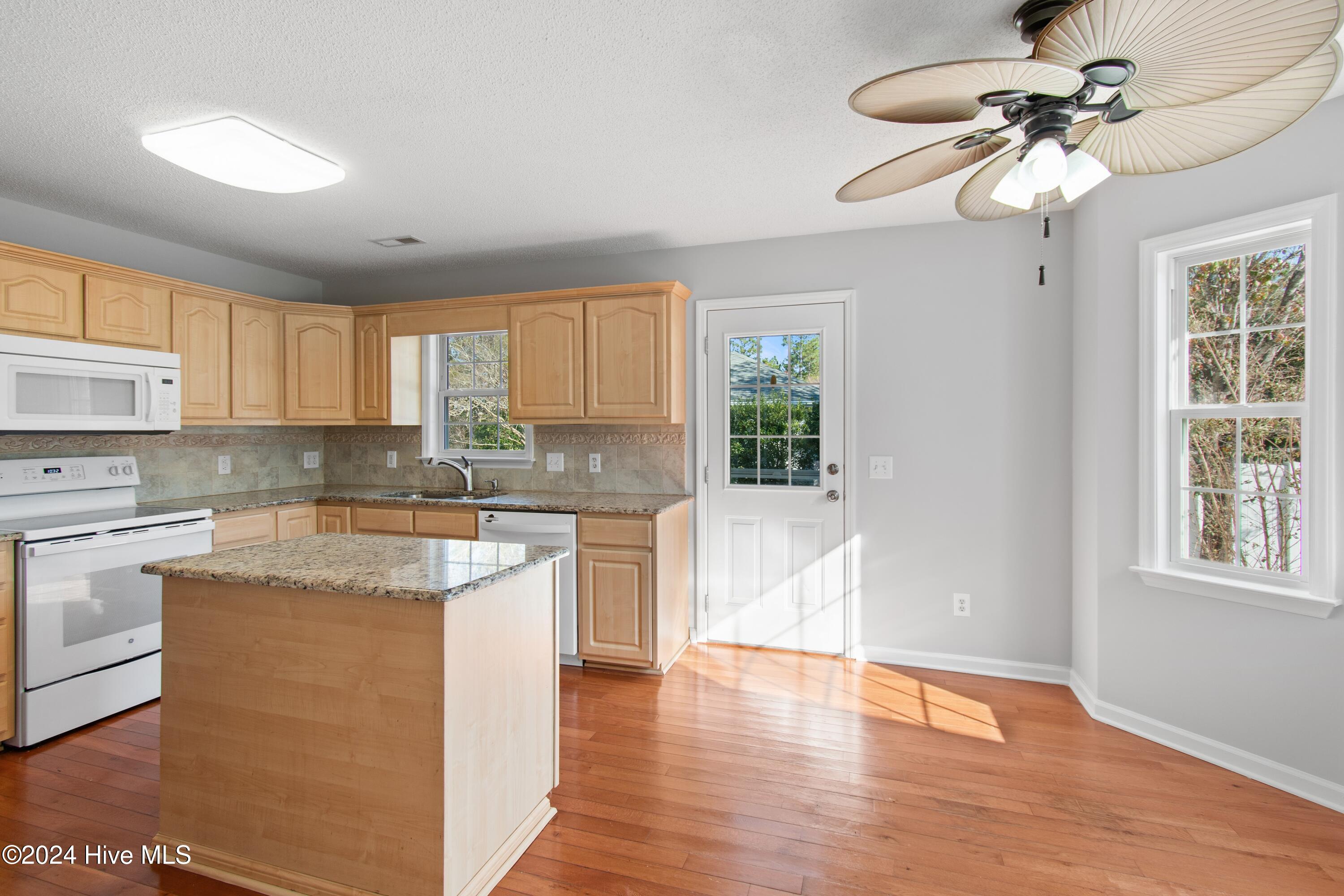 484 S Shore Drive