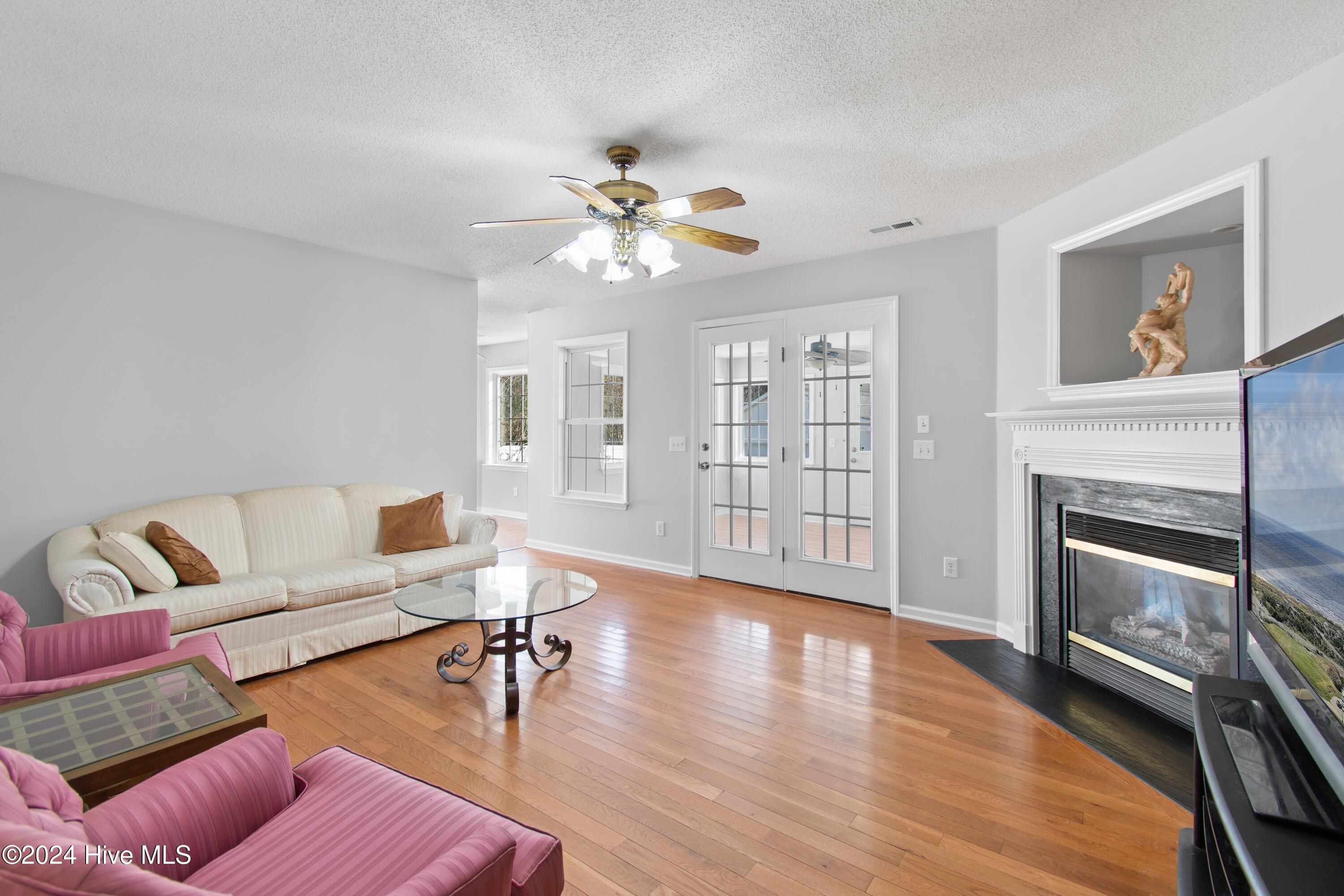 484 S Shore Drive