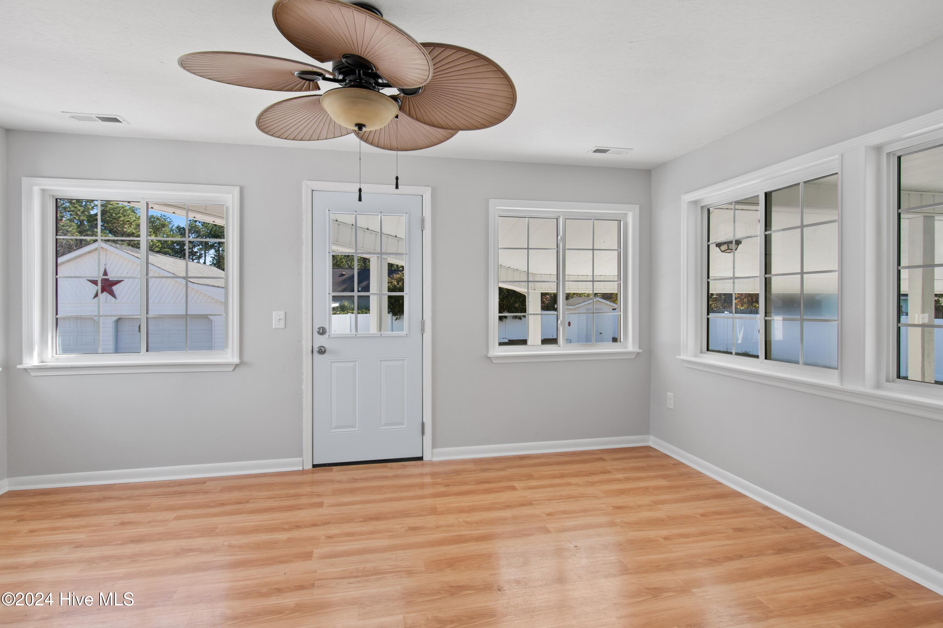 484 S Shore Drive
