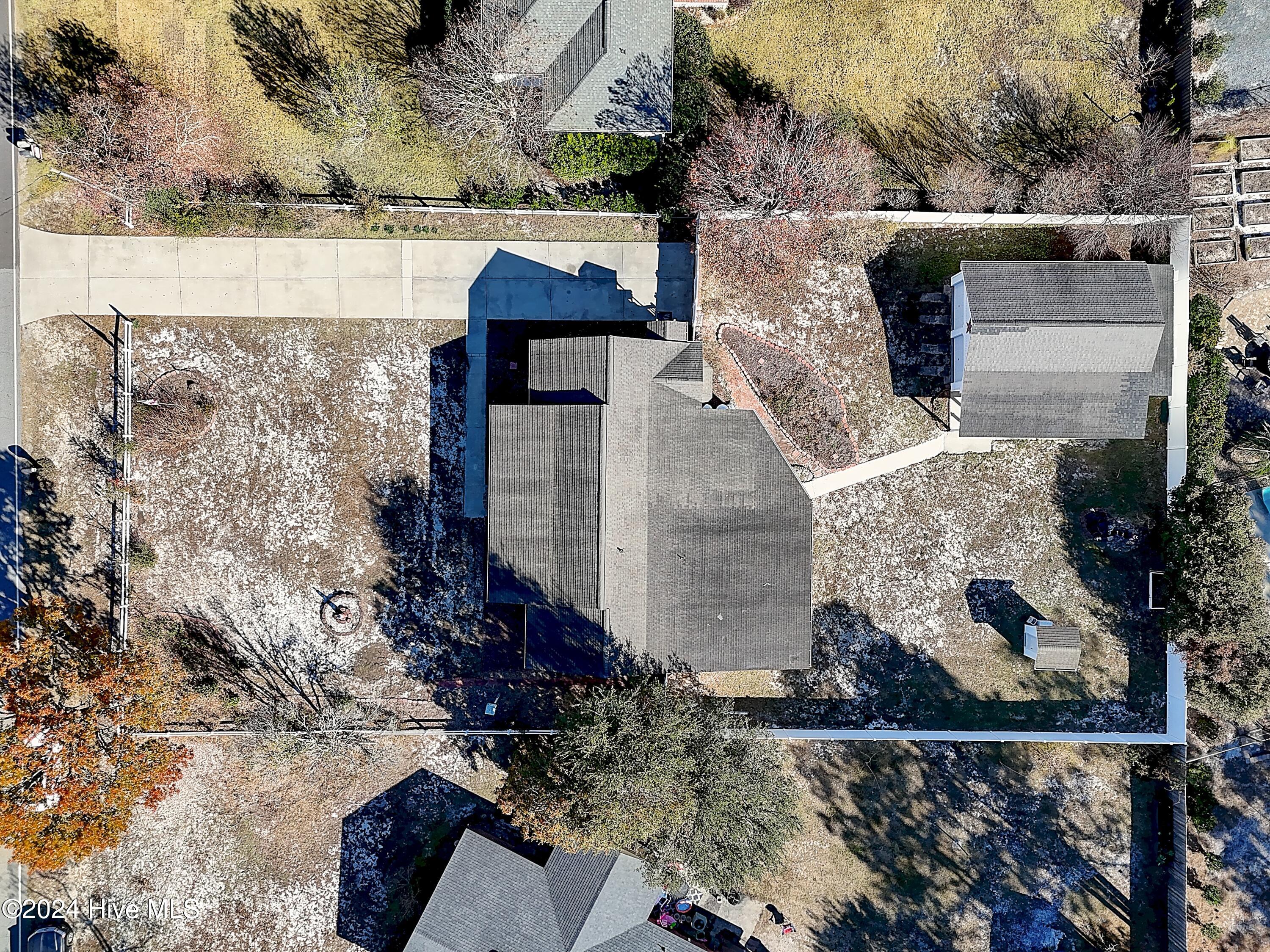 484 S Shore Drive