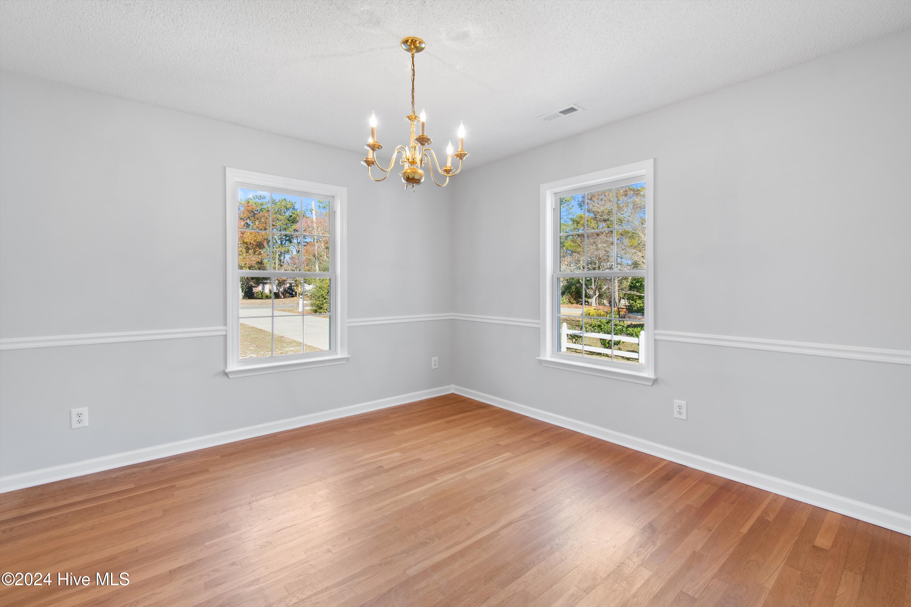 484 S Shore Drive