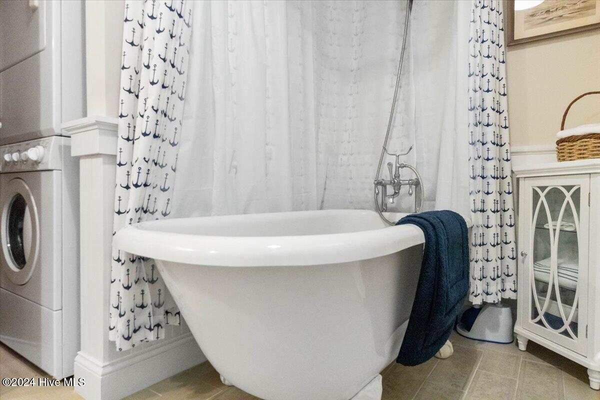 413 N Caswell Avenue