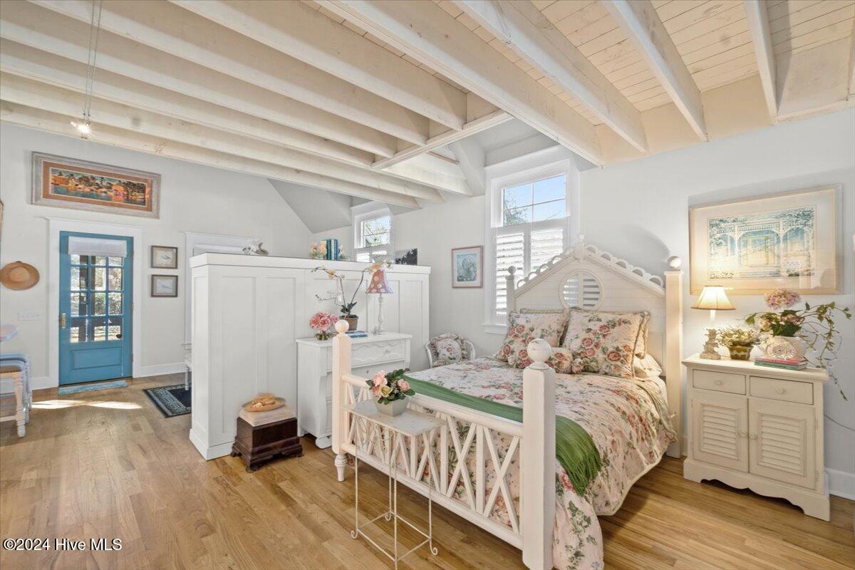 413 N Caswell Avenue