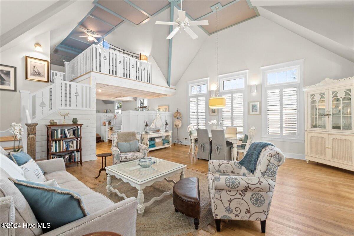 413 N Caswell Avenue