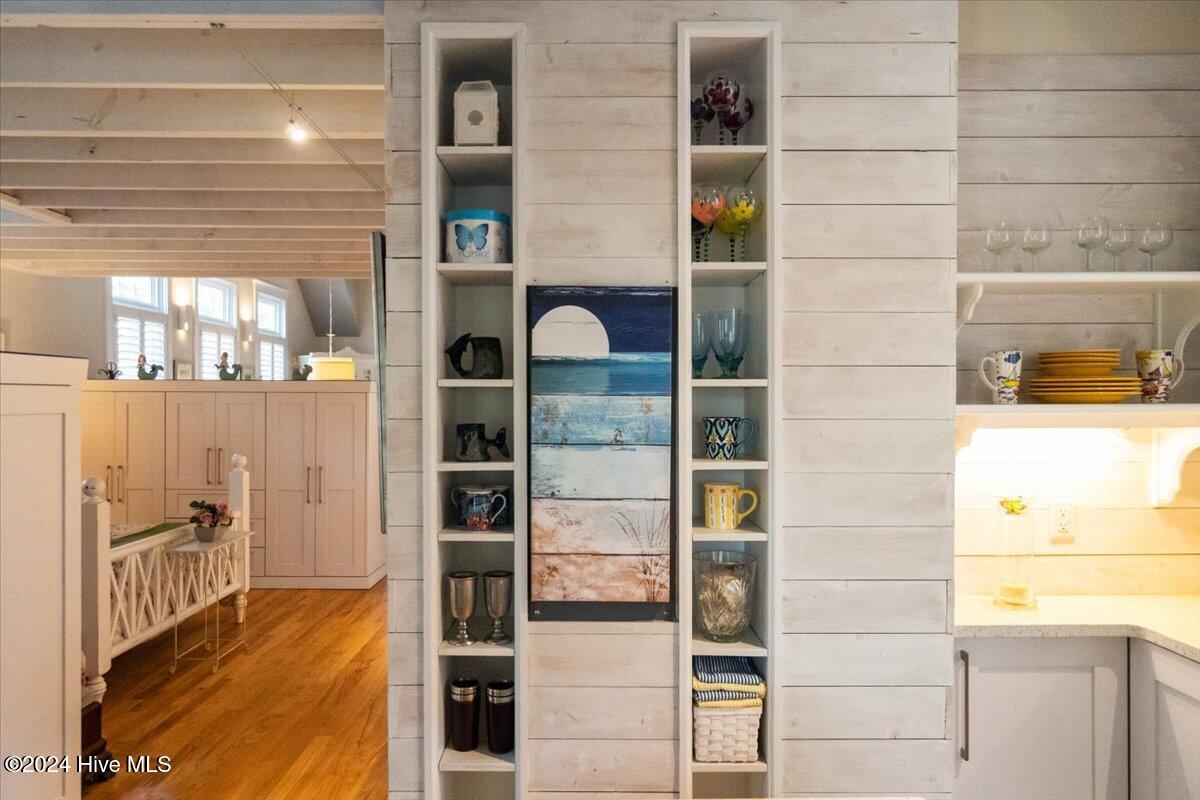 413 N Caswell Avenue