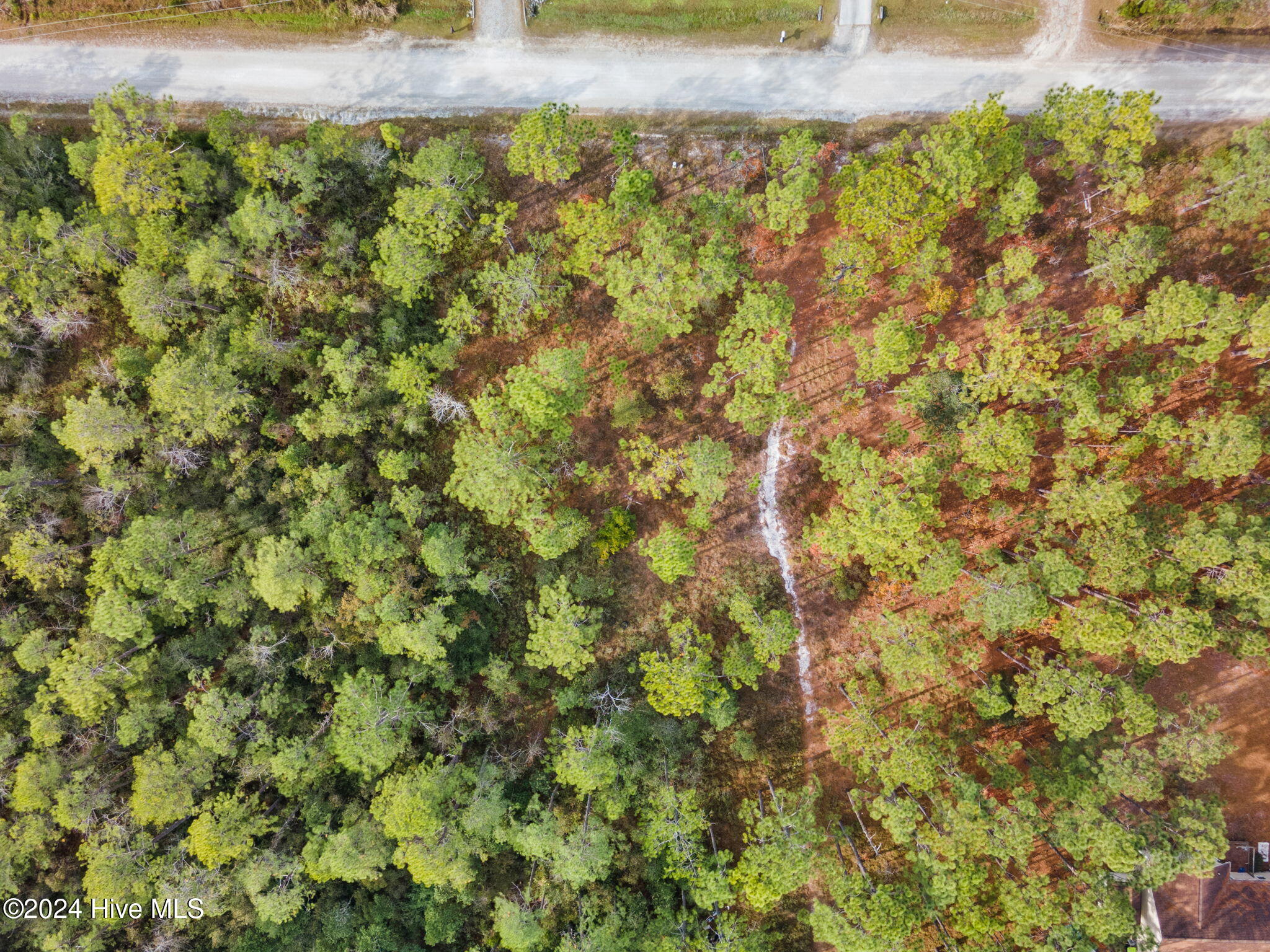 482 & 490 410, 411 Woodhaven Road