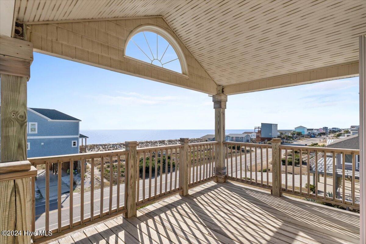 918 E Beach Drive