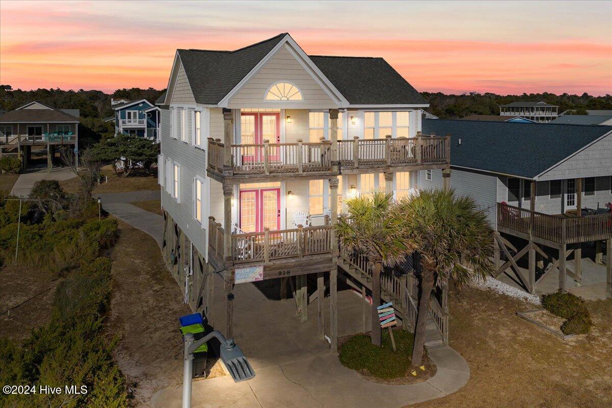 918 E Beach Drive