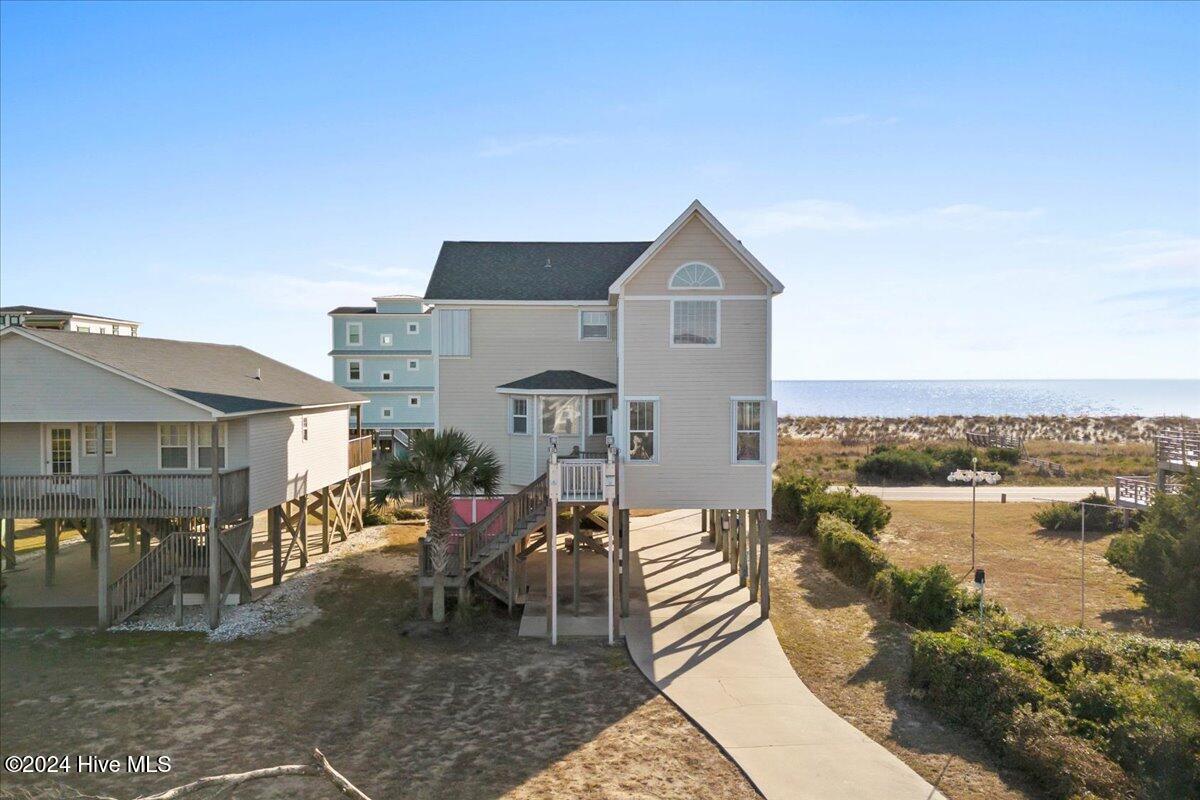 918 E Beach Drive