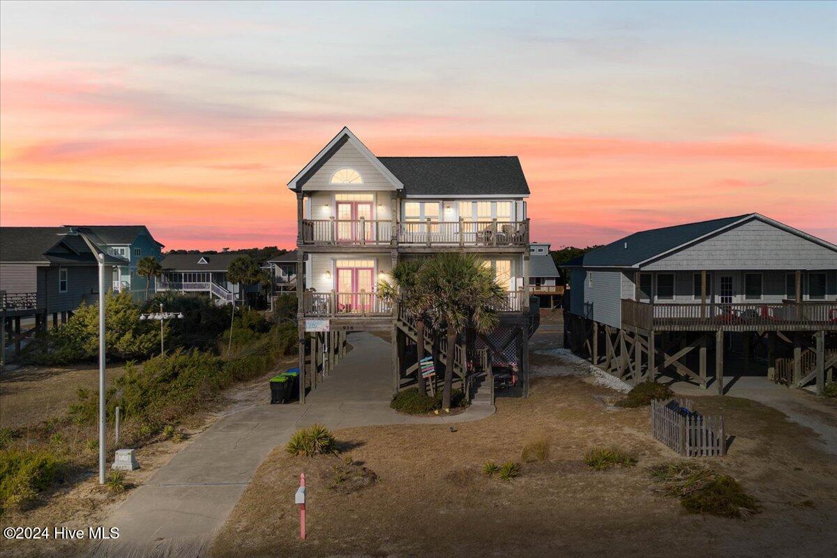 918 E Beach Drive