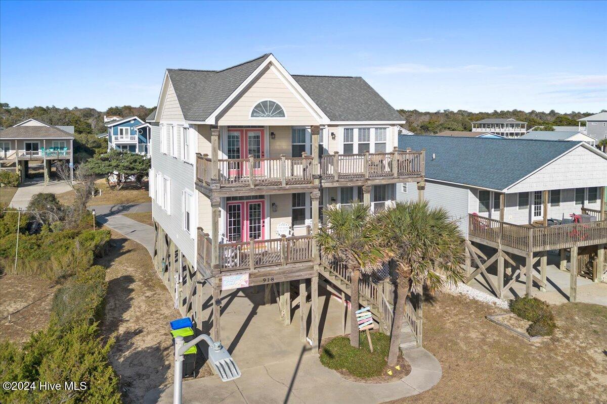 918 E Beach Drive