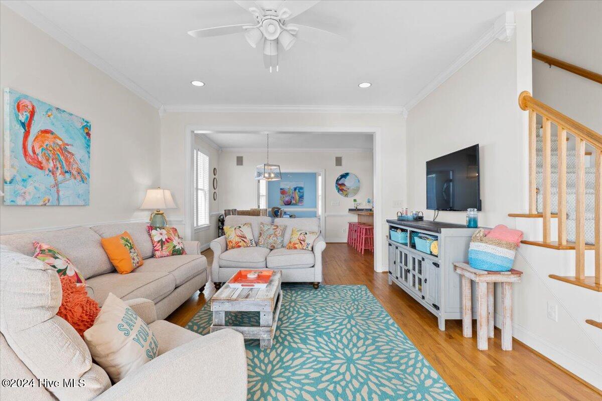 918 E Beach Drive