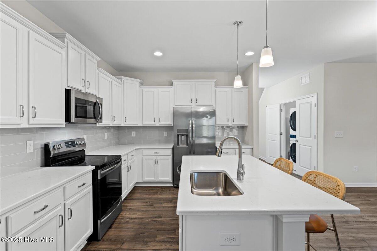 372 Trevally Court