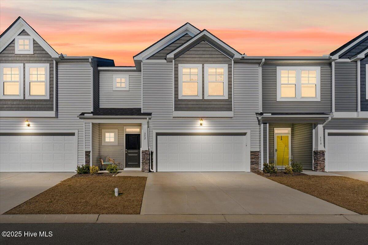 372 Trevally Court