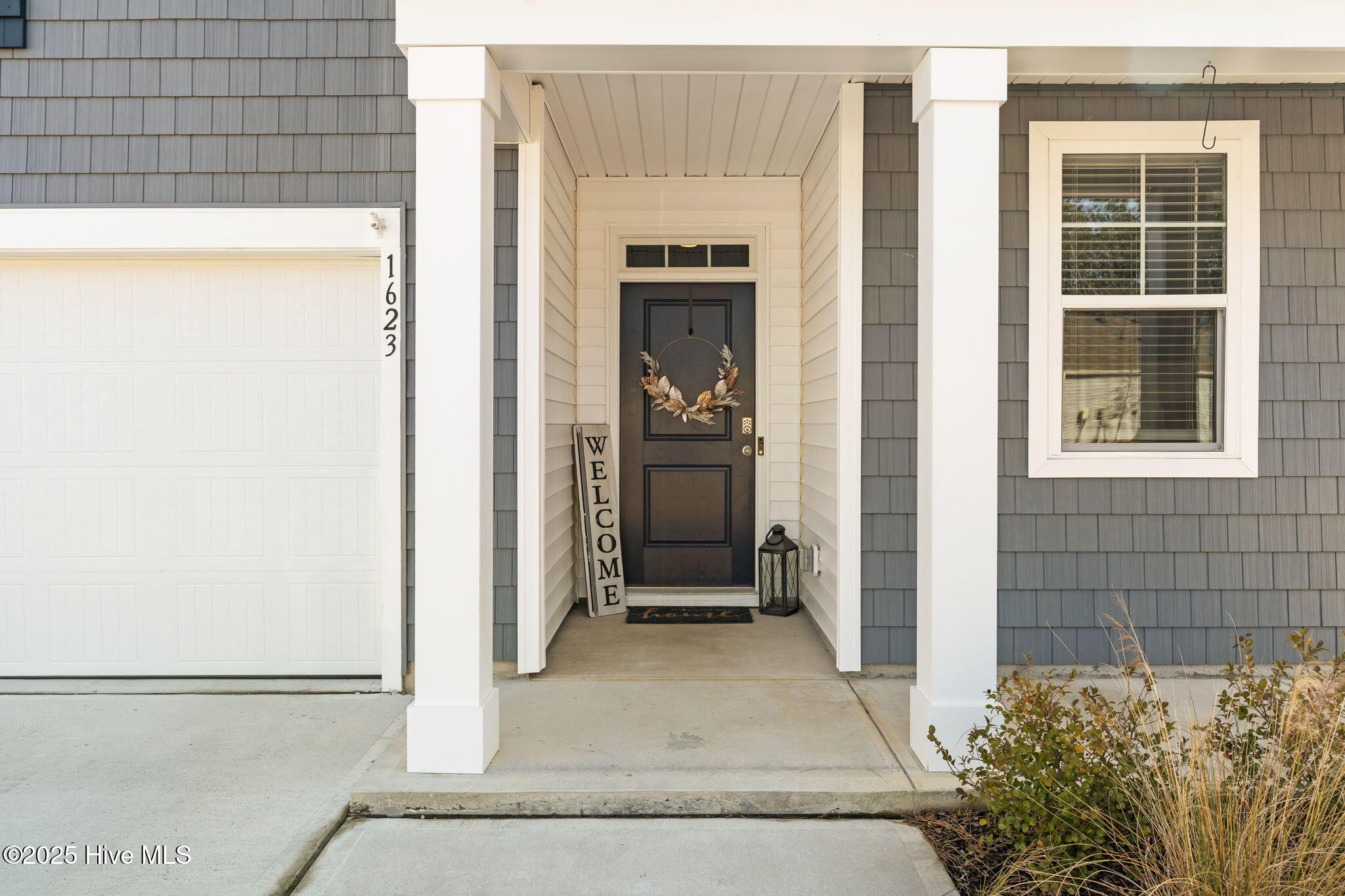 1623 Lightered Knot Court