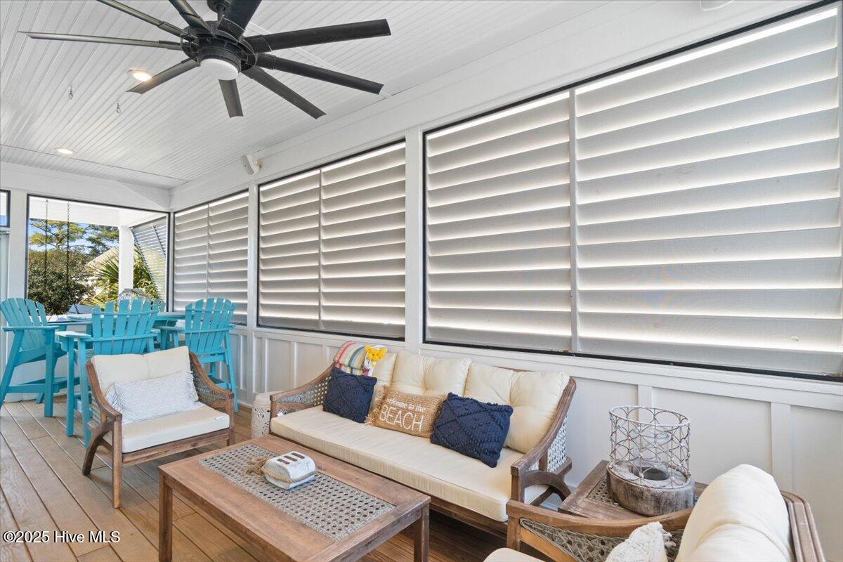 202 NE 50th Street