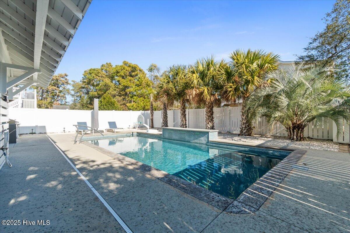 202 NE 50th Street