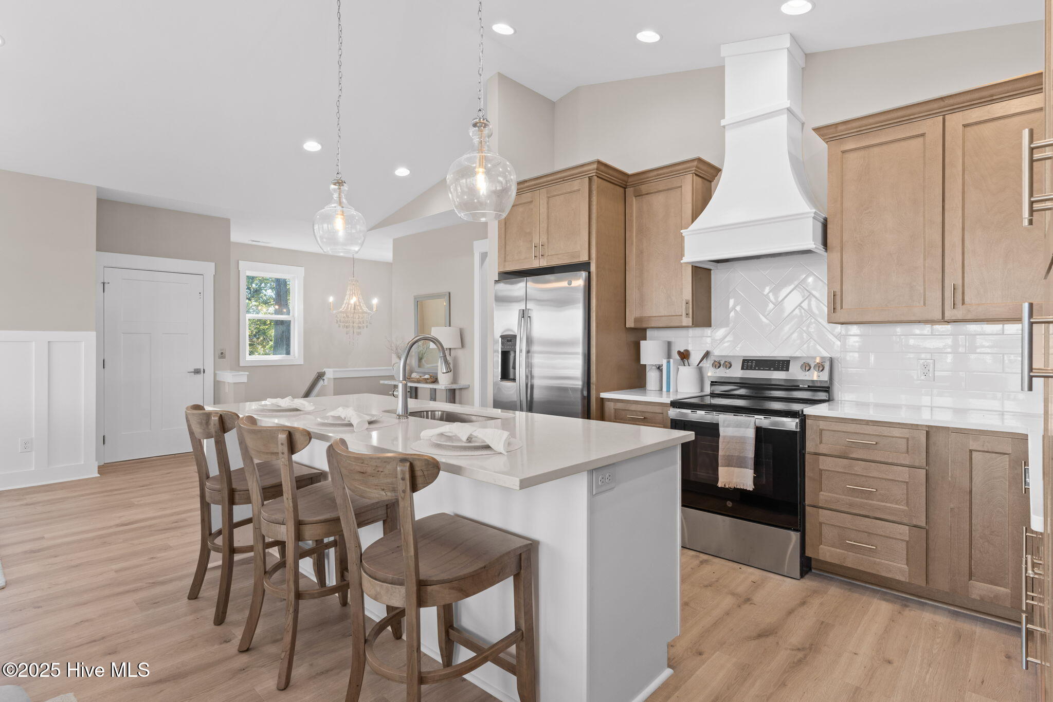 3706 E Yacht Drive