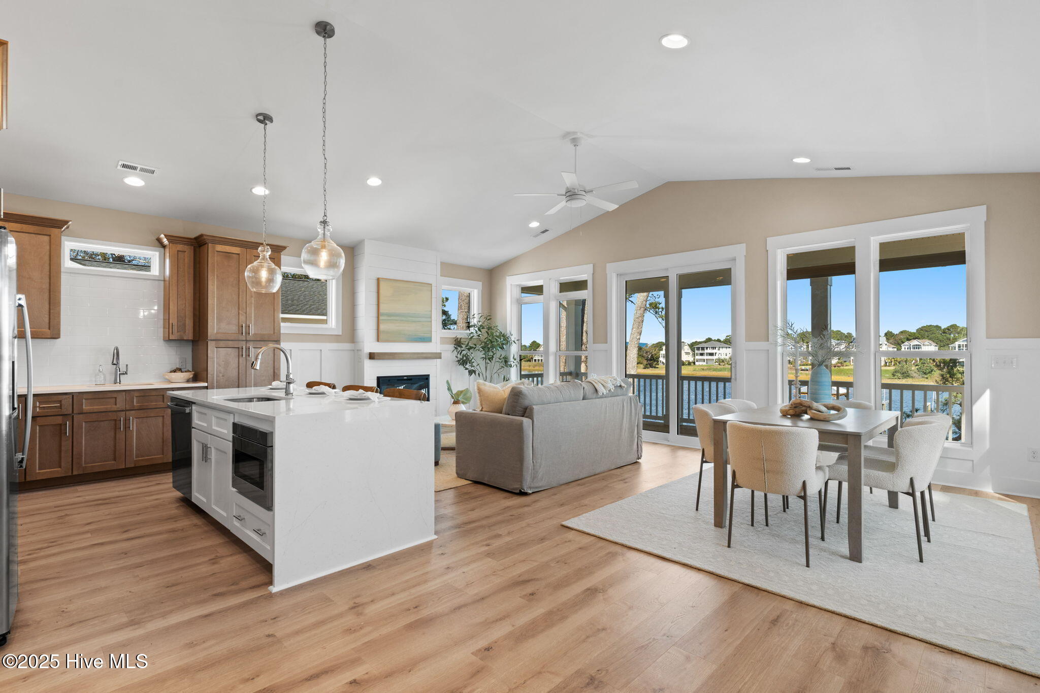 3706 E Yacht Drive