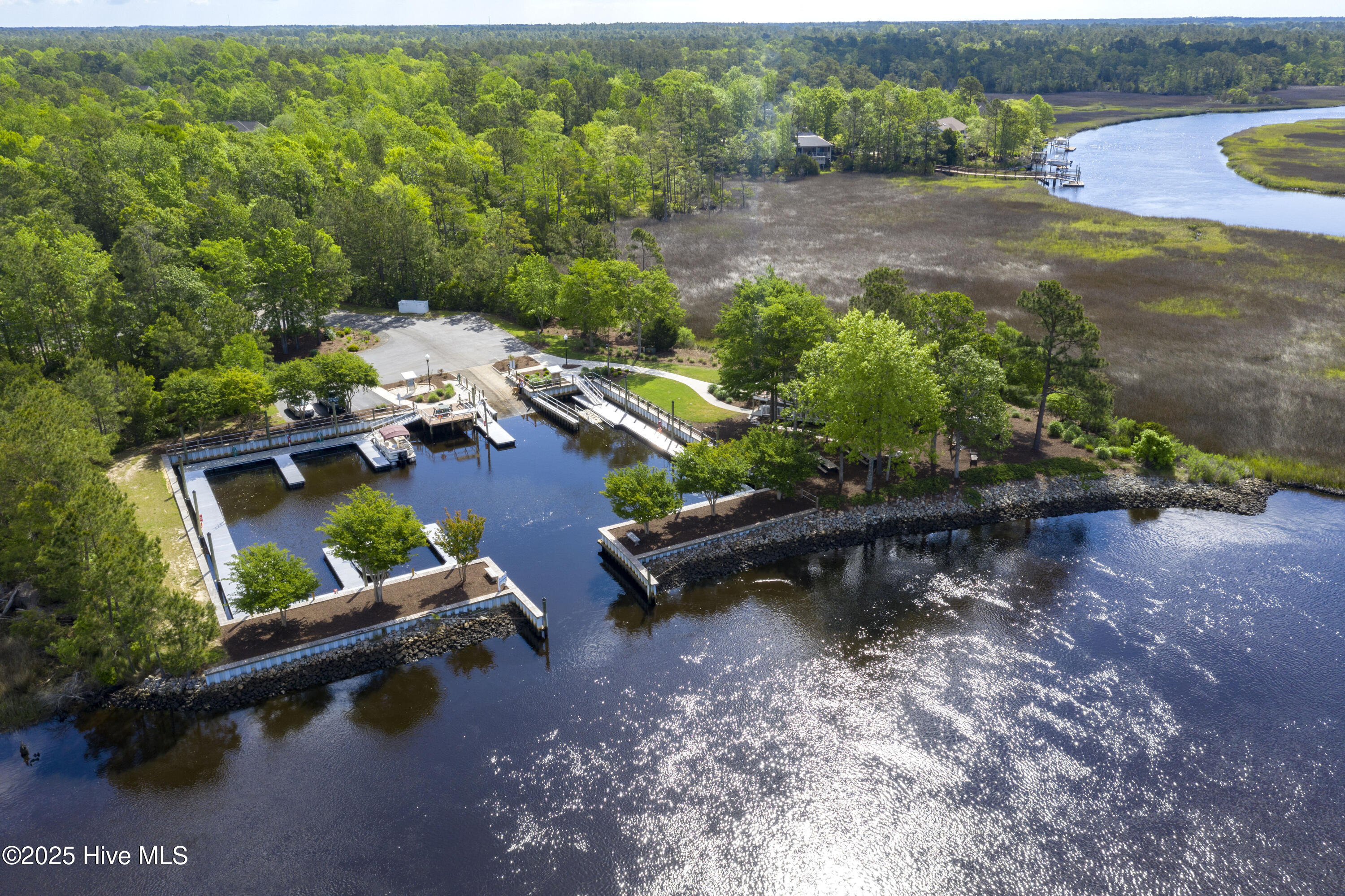 1803 Smoketree Court SE