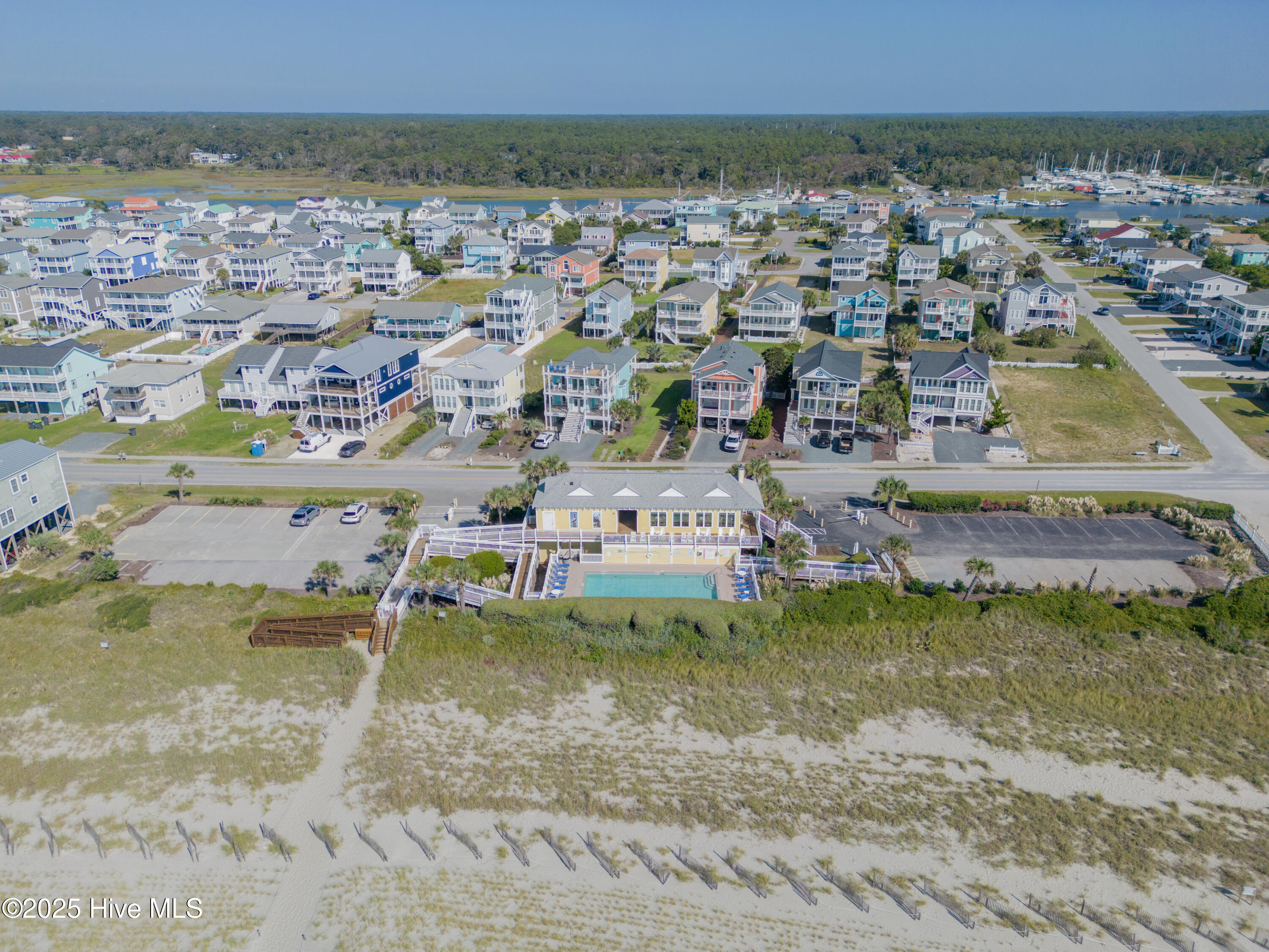 1803 Smoketree Court SE