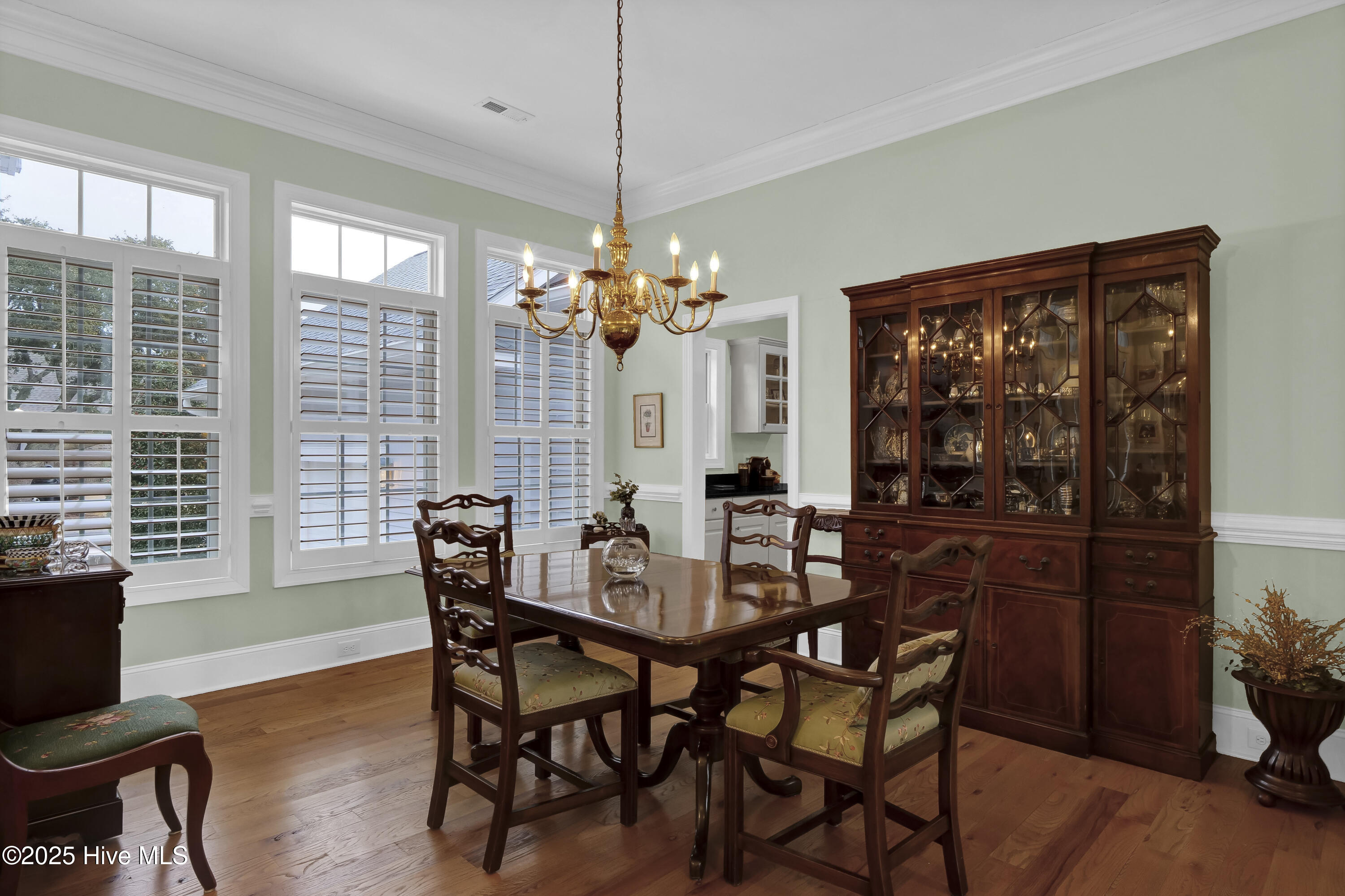 1803 Smoketree Court SE