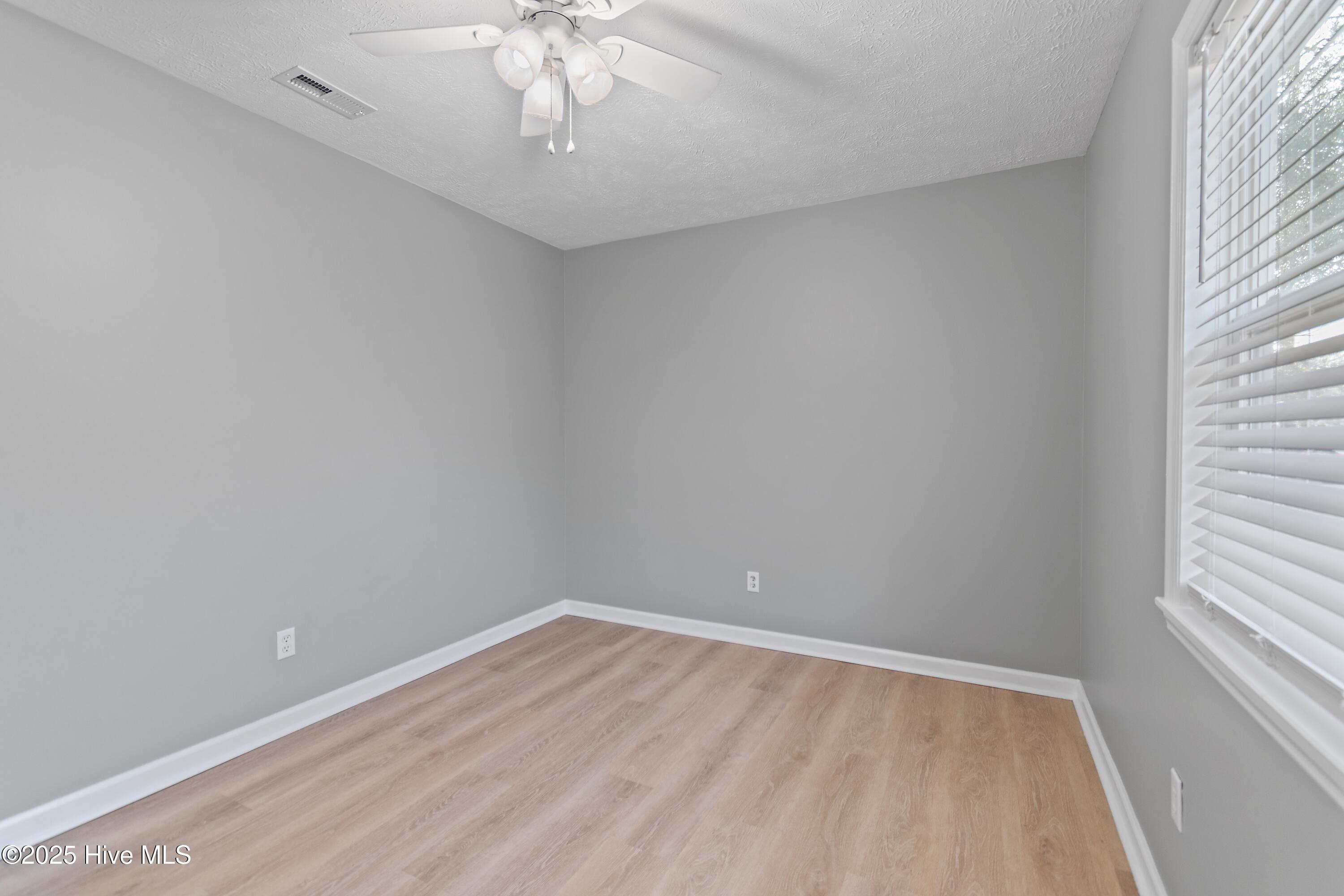 421 Charlestown Road