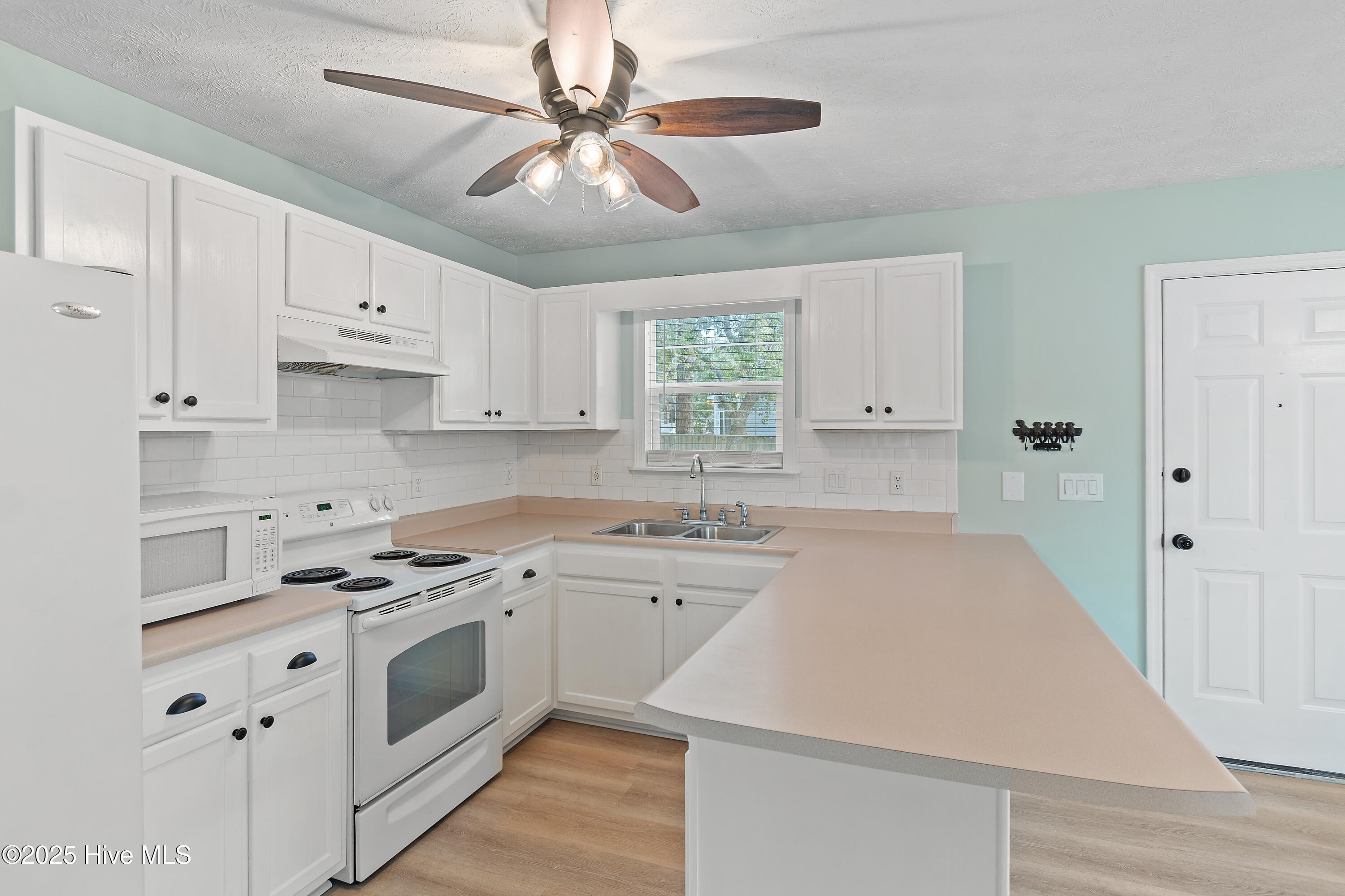 421 Charlestown Road