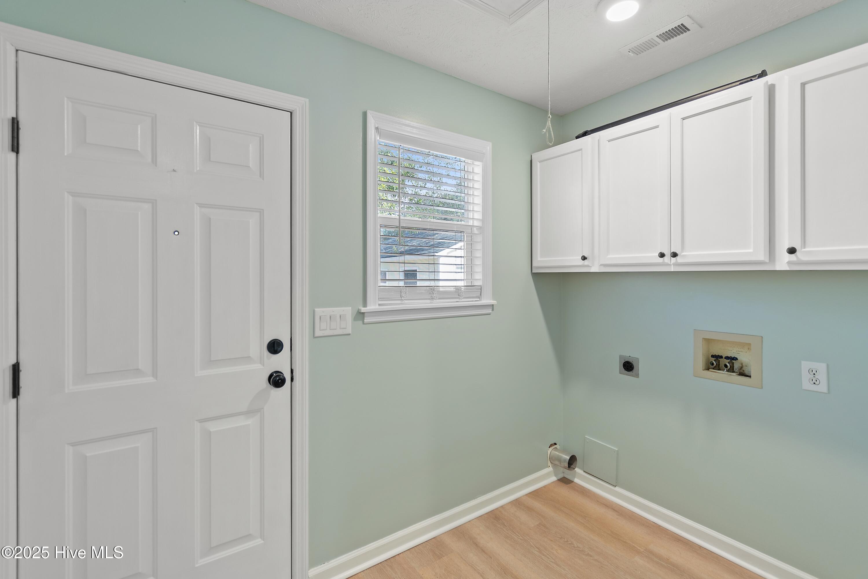 421 Charlestown Road