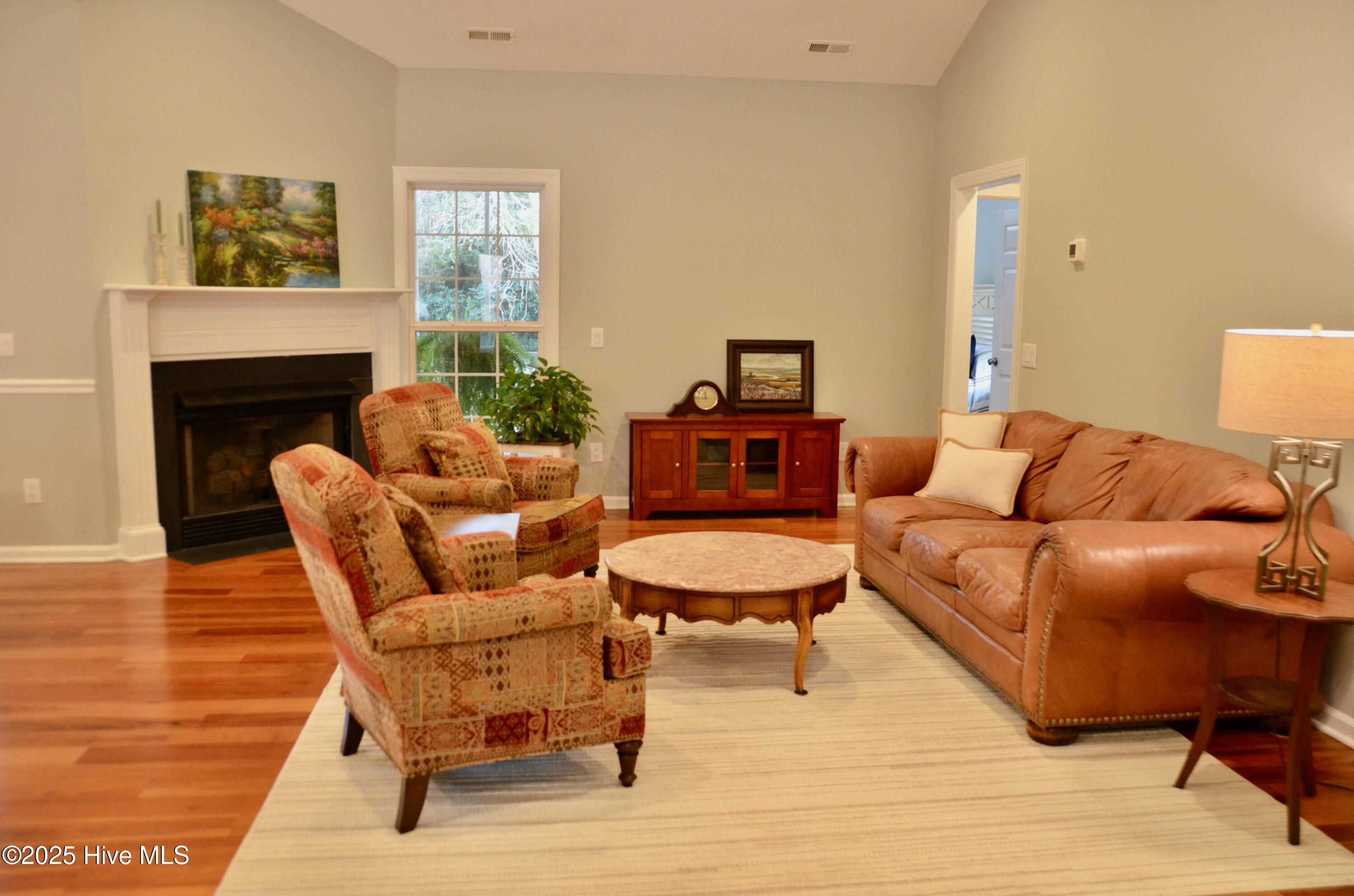 4152 Sheffield Place SE