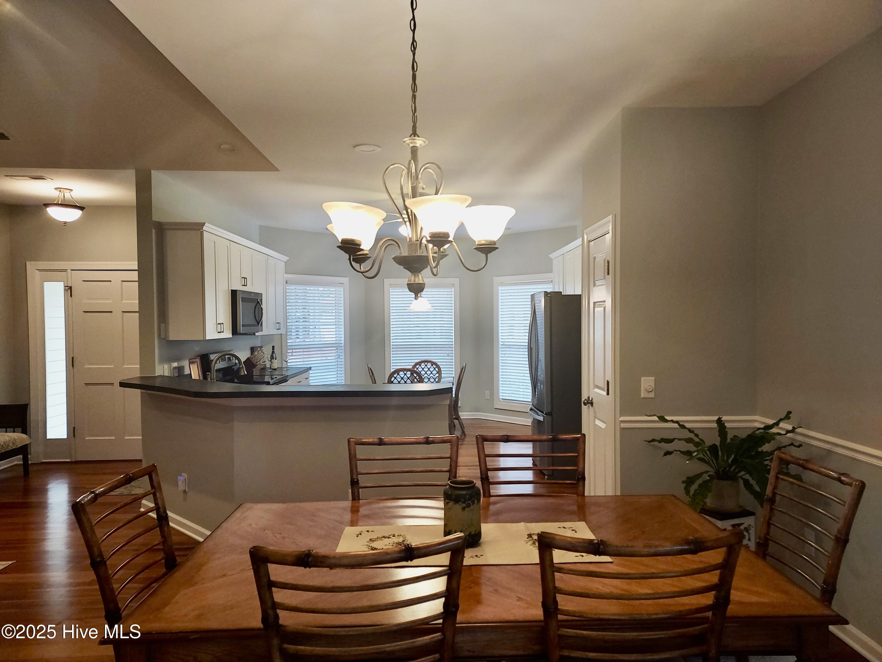 4152 Sheffield Place SE