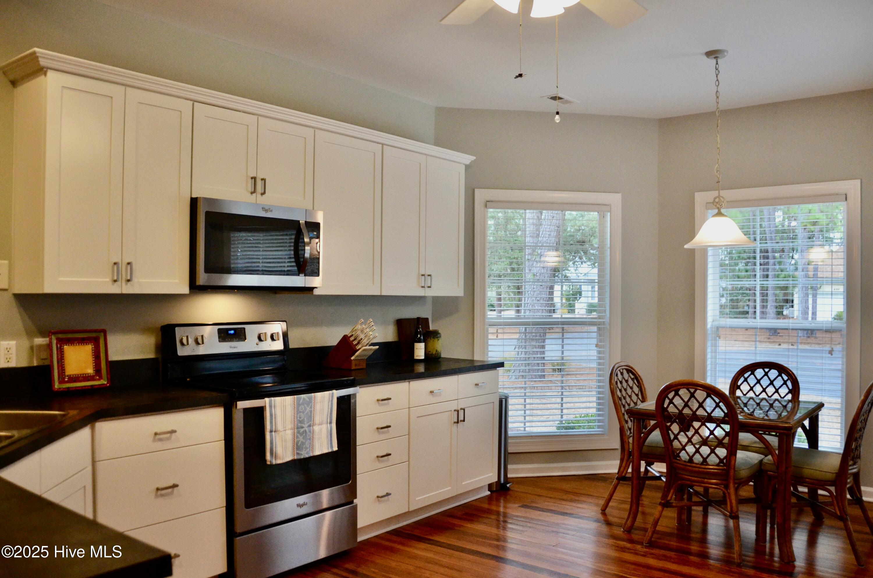 4152 Sheffield Place SE