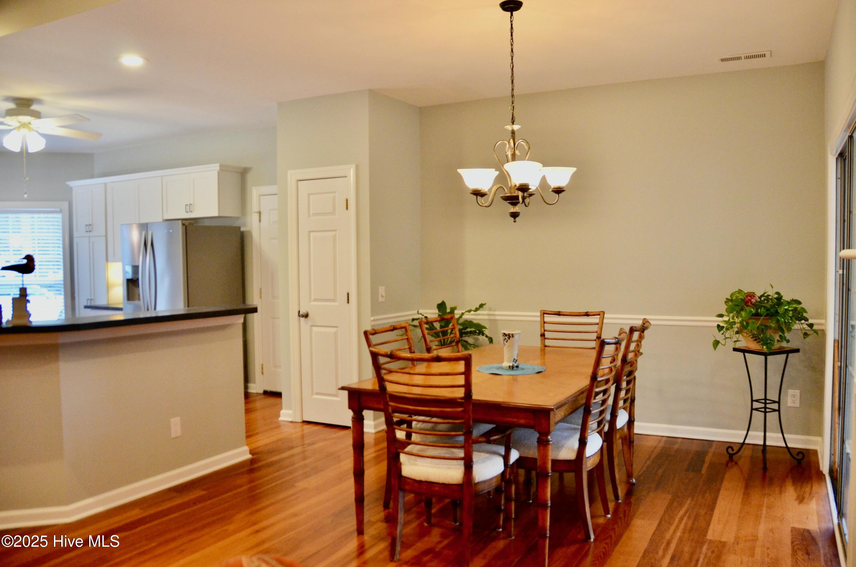 4152 Sheffield Place SE