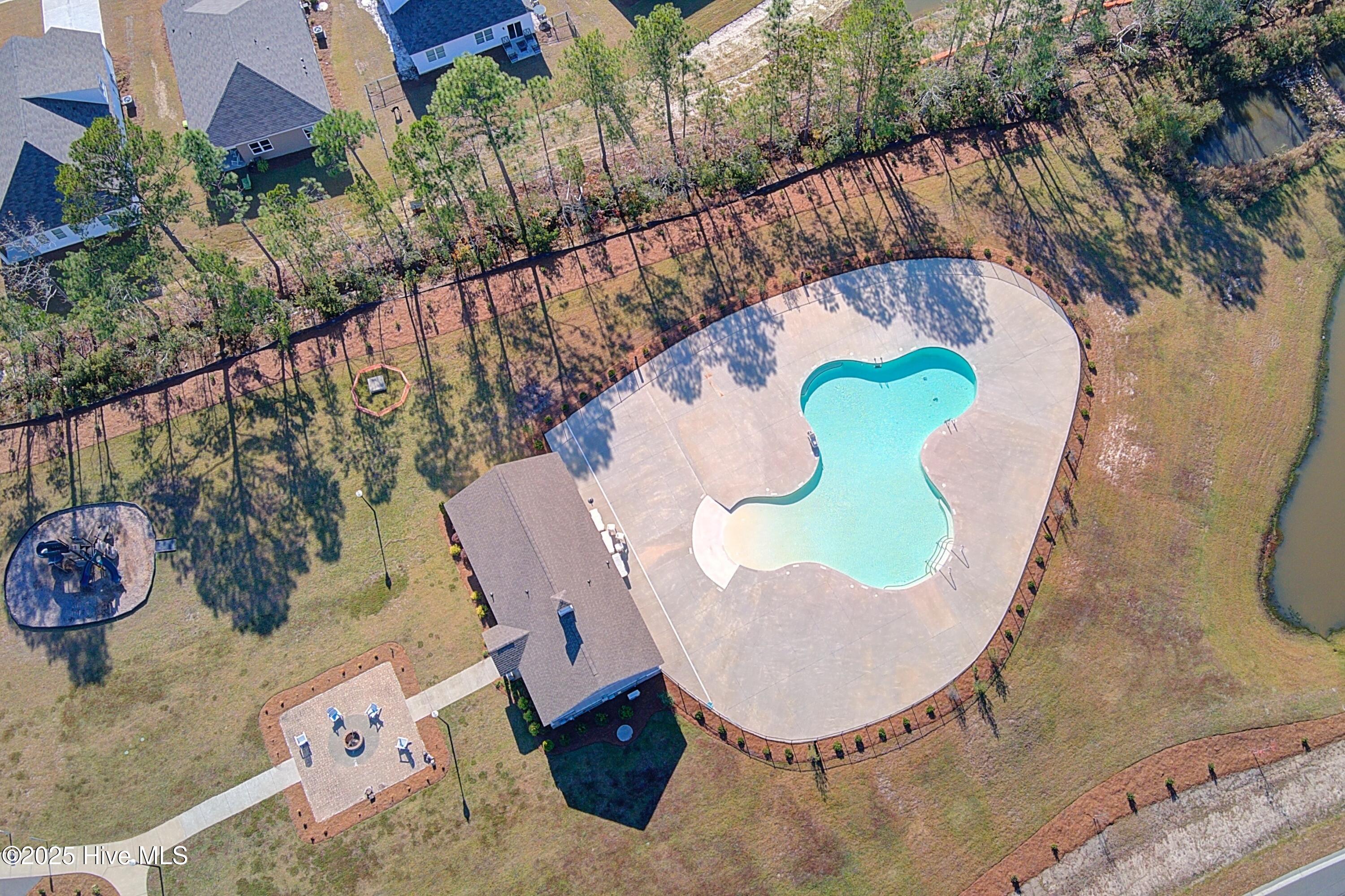 1532 Pleasant Hollow Court SE