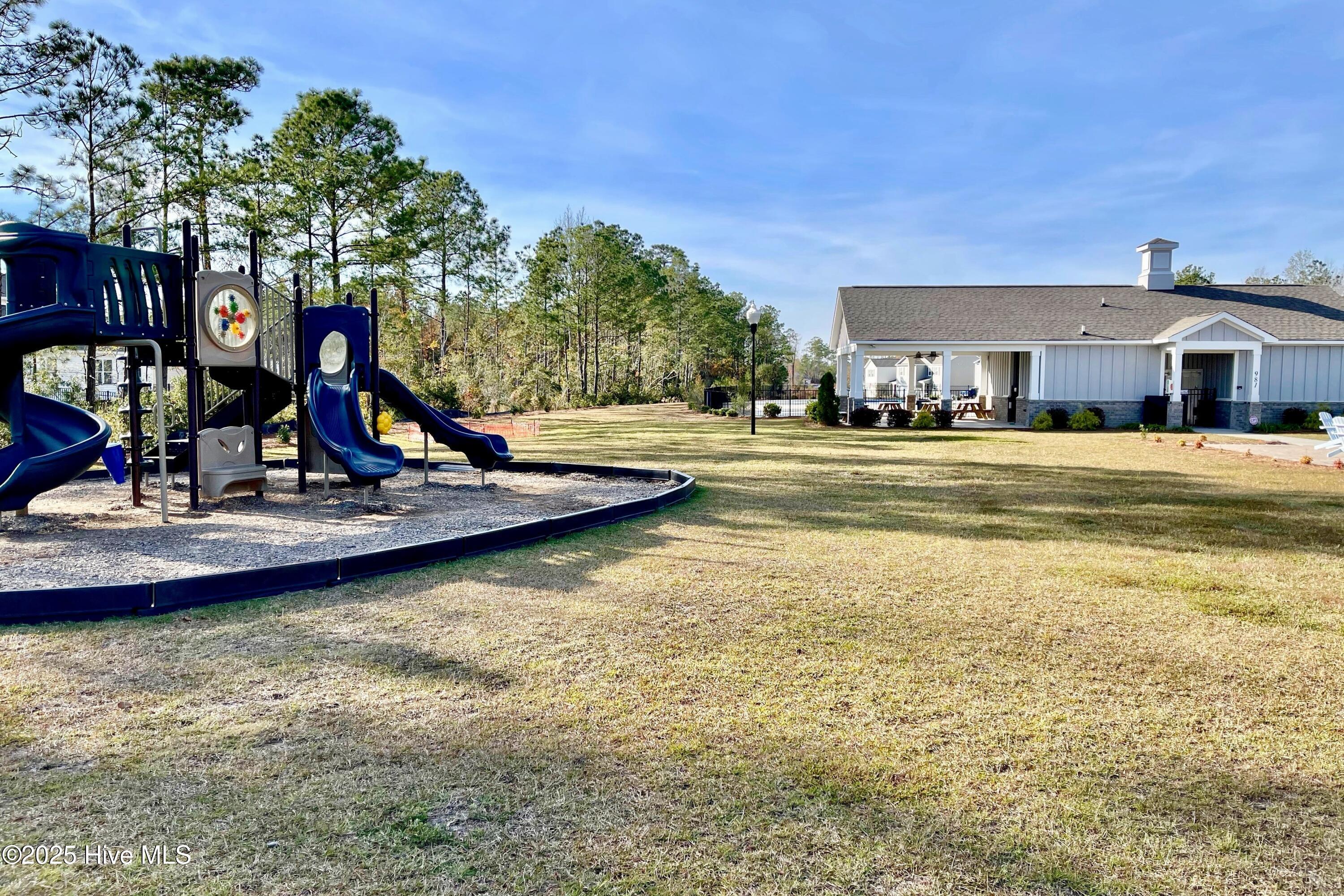 1532 Pleasant Hollow Court SE