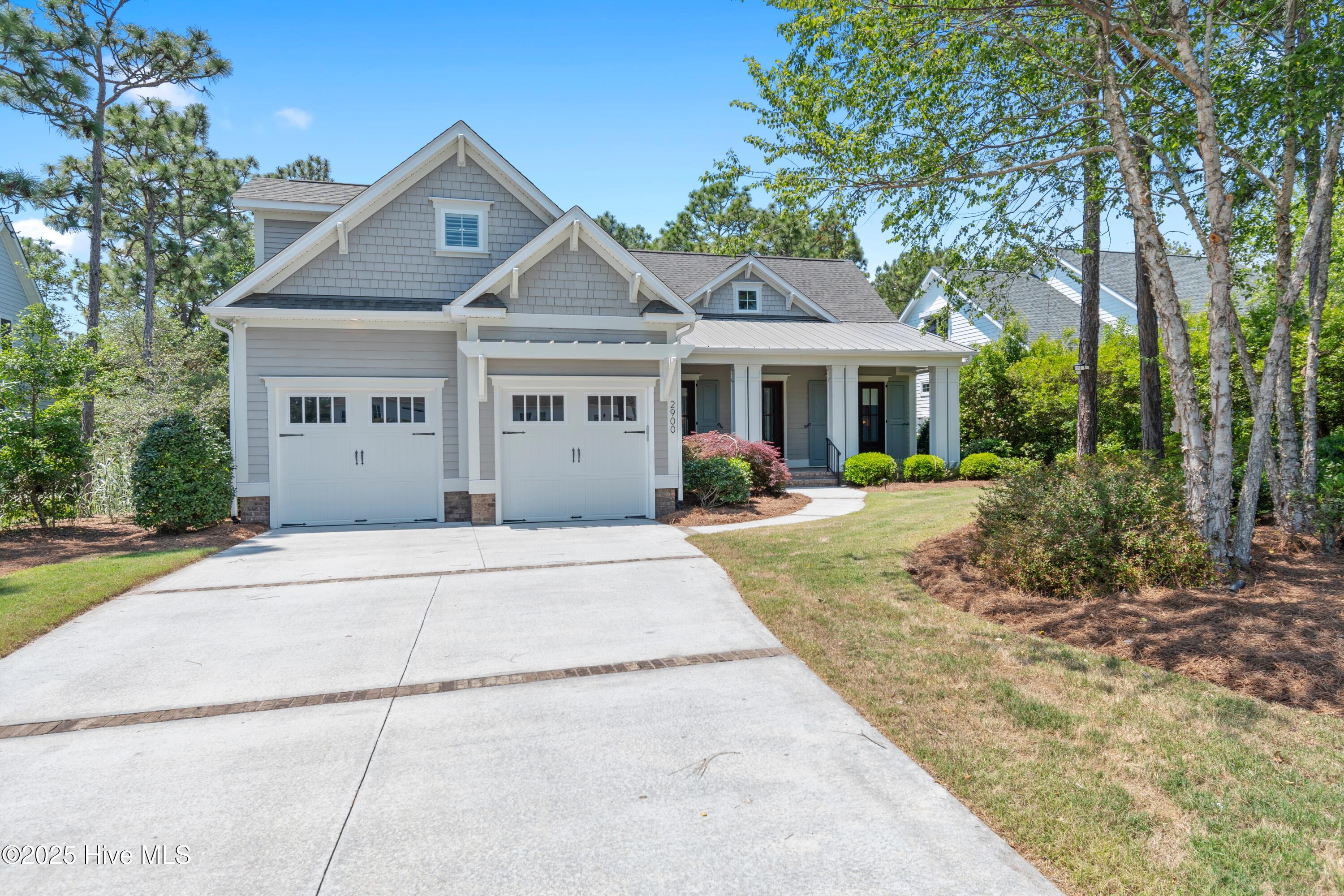 2900 Legends Drive