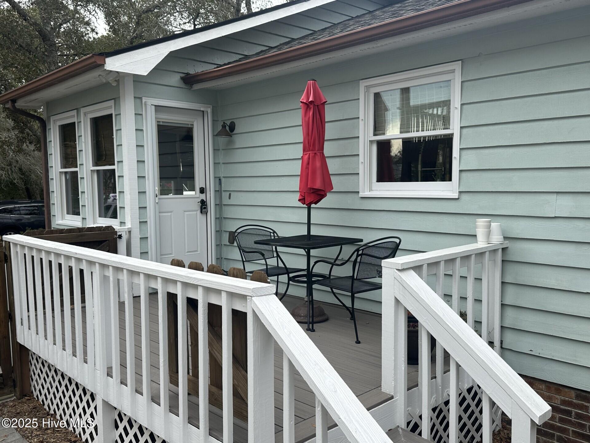 106 NW 4th Street