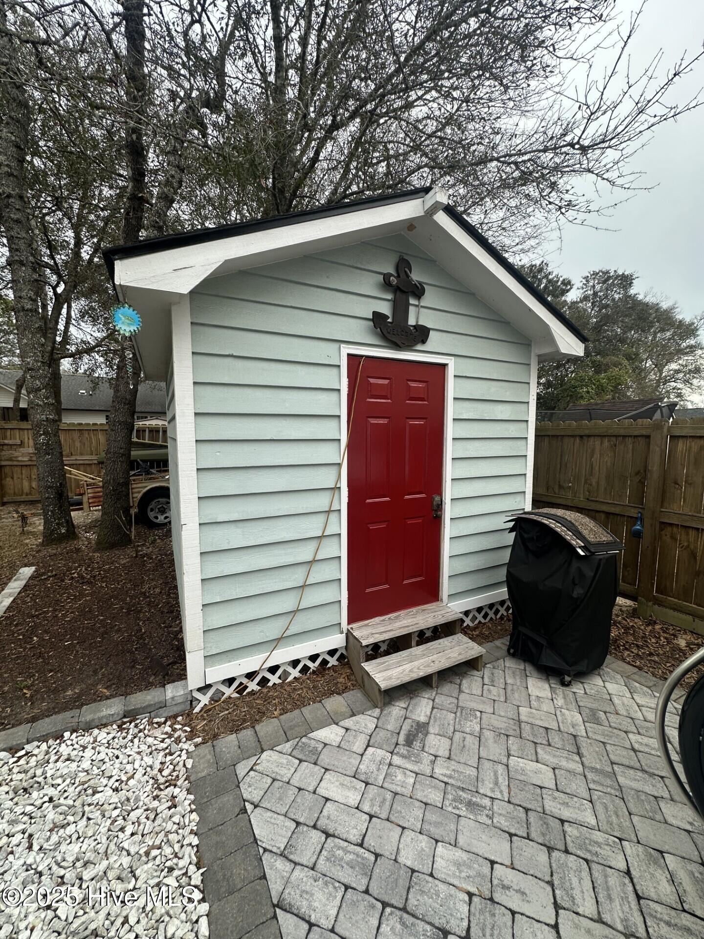 106 NW 4th Street
