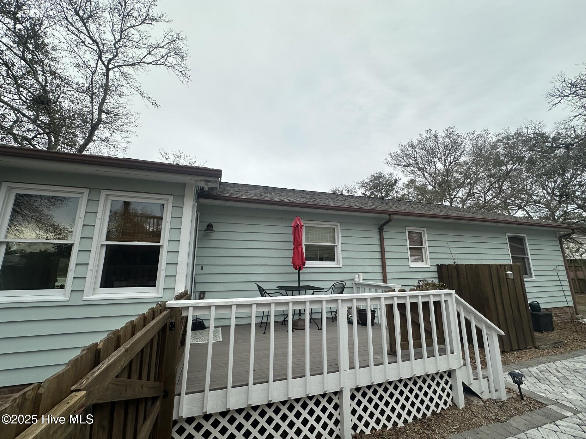 106 NW 4th Street