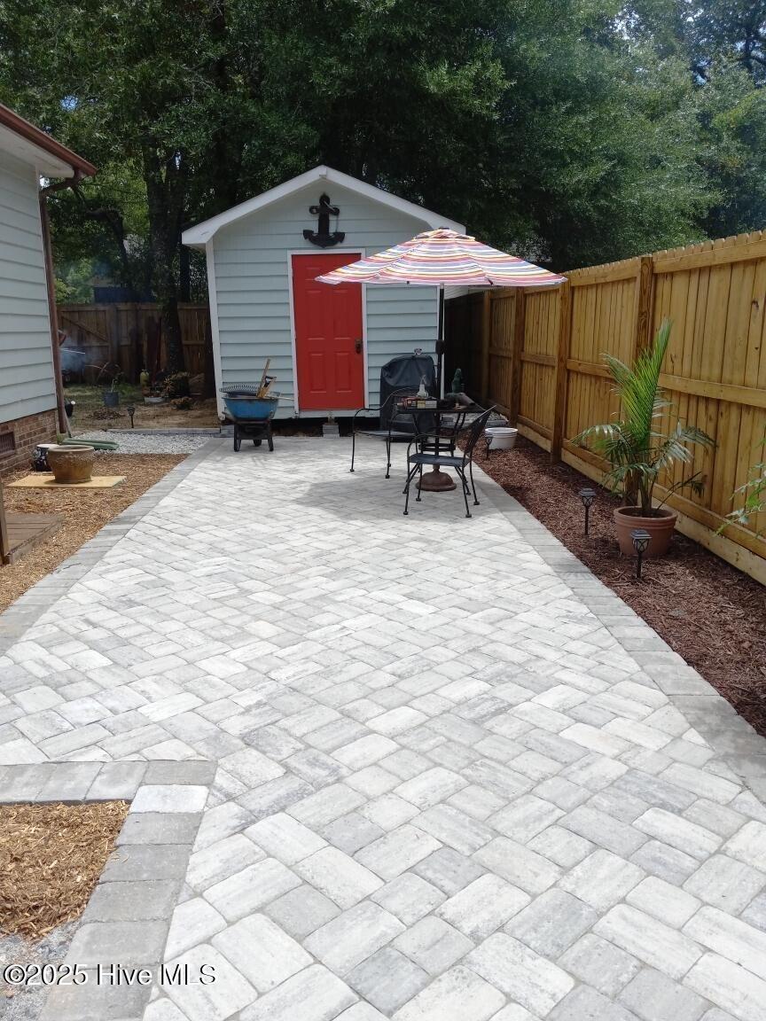 106 NW 4th Street