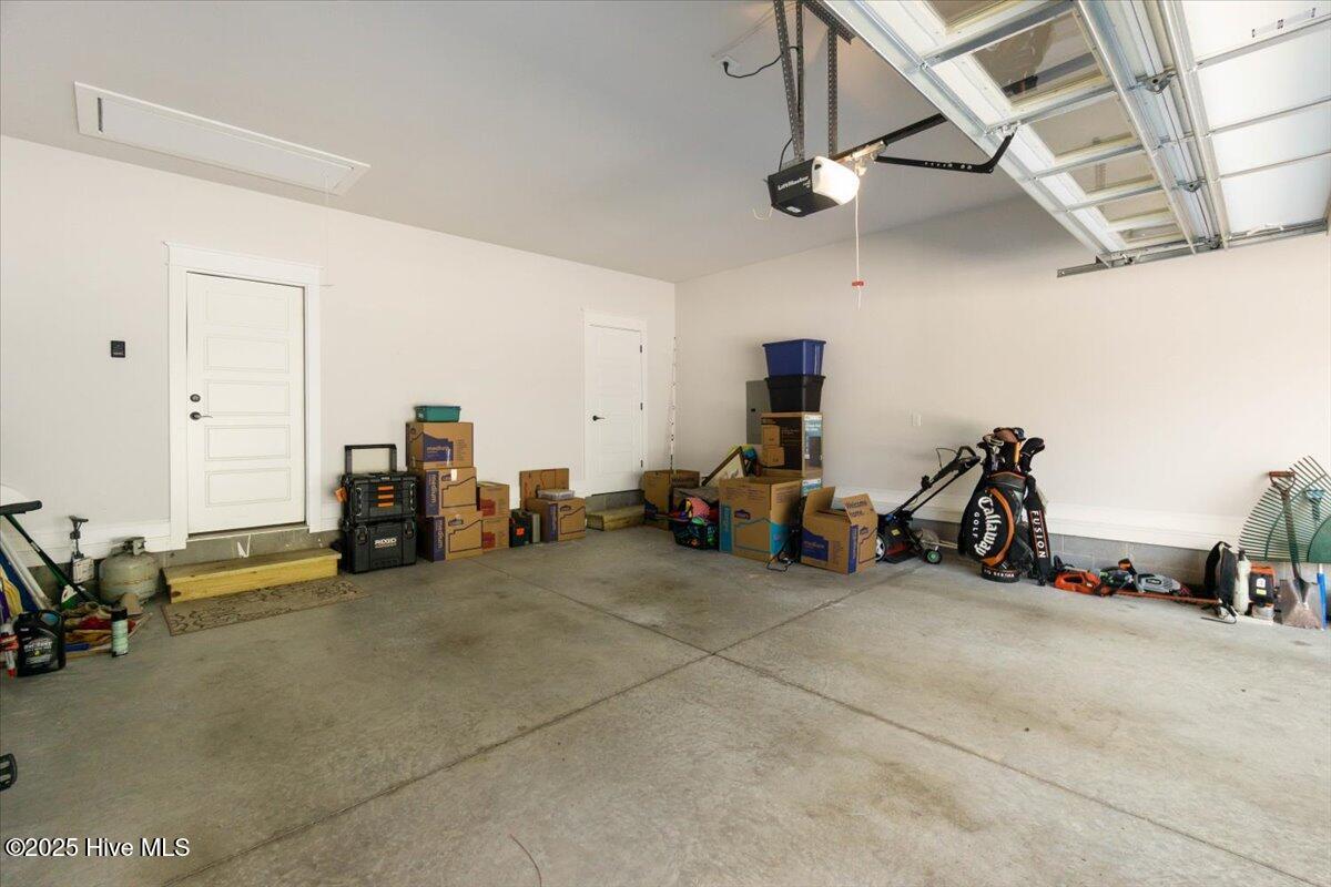 3695 Willow Lake Drive SE