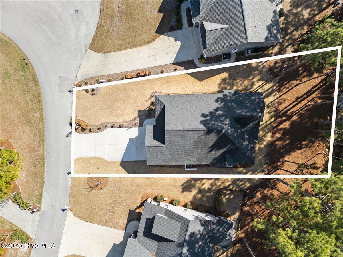 3695 Willow Lake Drive SE