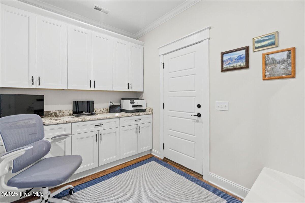 3695 Willow Lake Drive SE