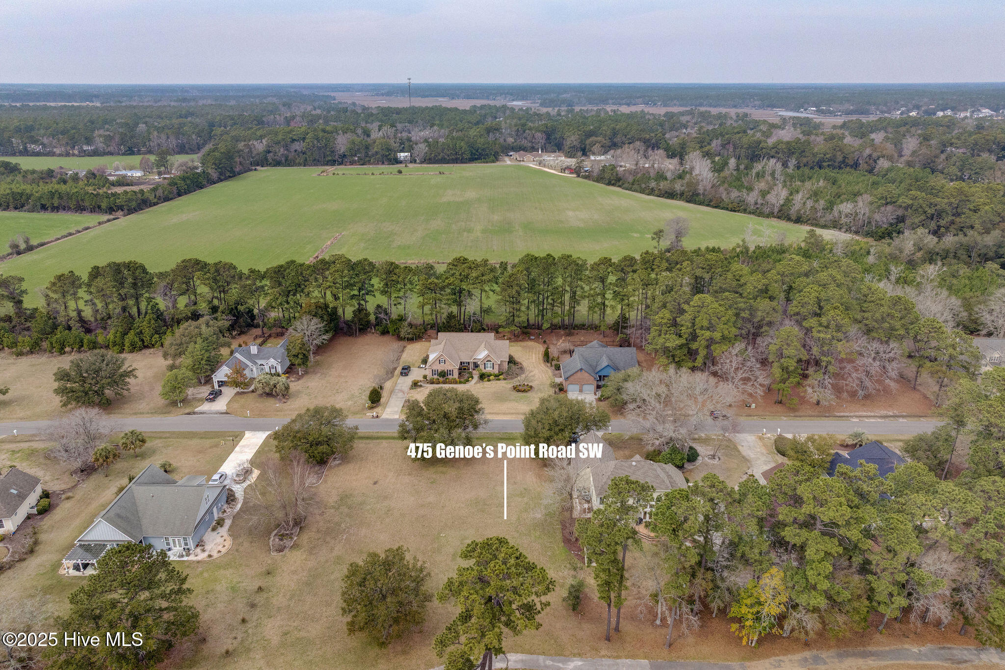 475 Genoes Point Road SW