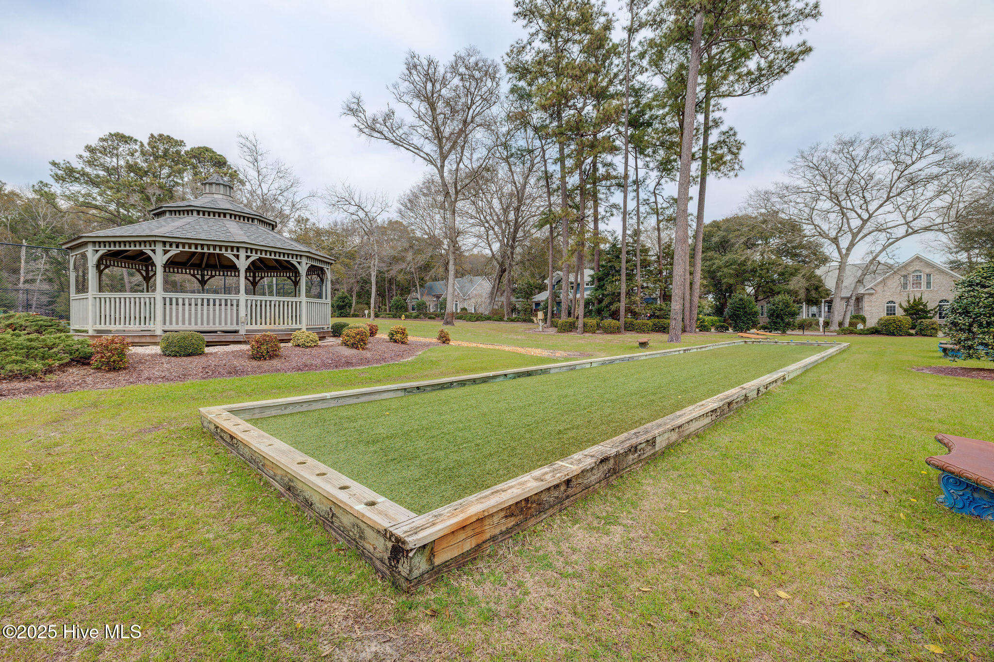 475 Genoes Point Road SW